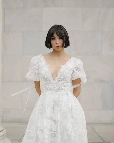 For the bride who wants something a little unexpected 🤍

Soft, romantic, and striking from every angle.

Request your appointment to try her ✨

#2027bride #2026bride #ambridal