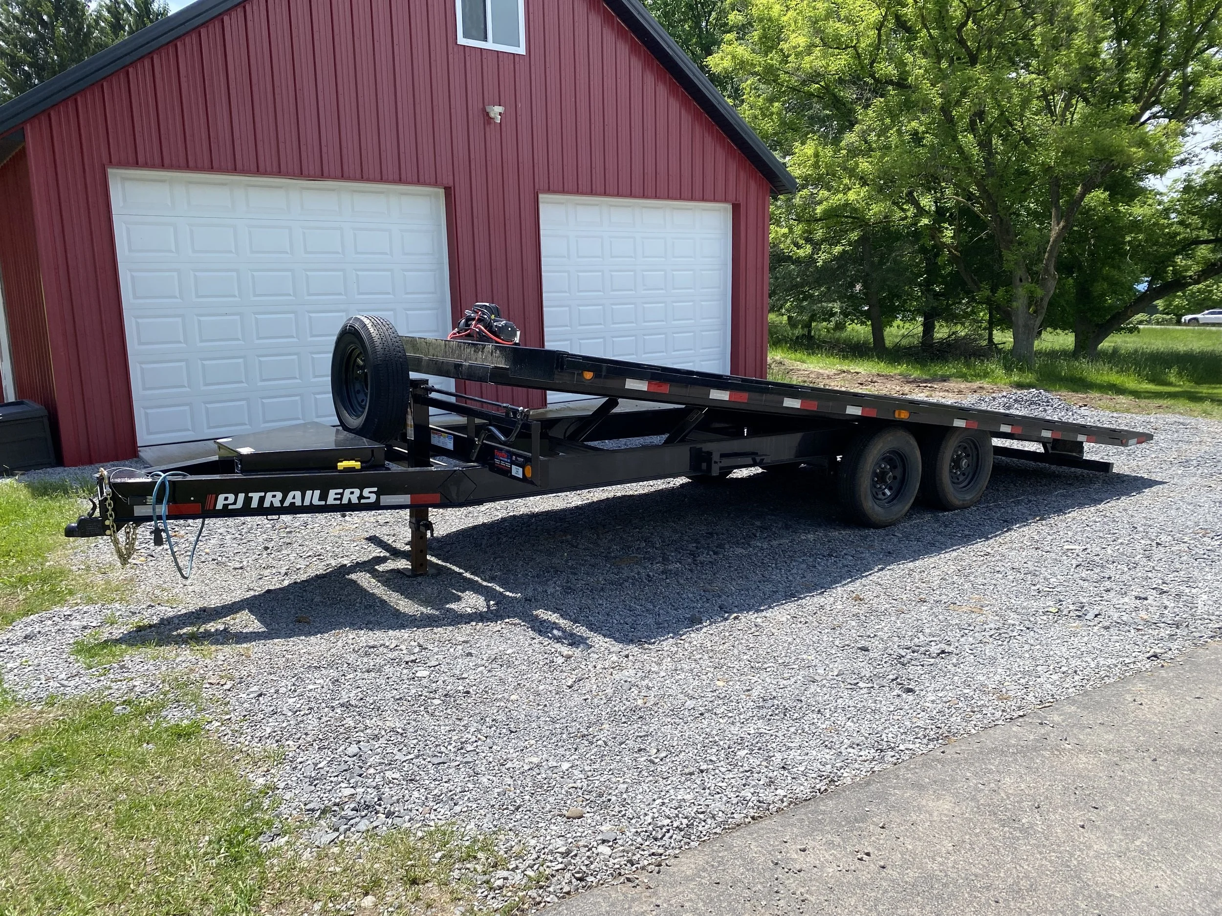 22’ Tilt Deckover Trailer Rental