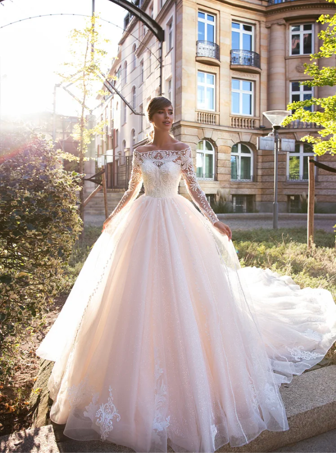 Wedding Dress (Kelly Collection #Nora)