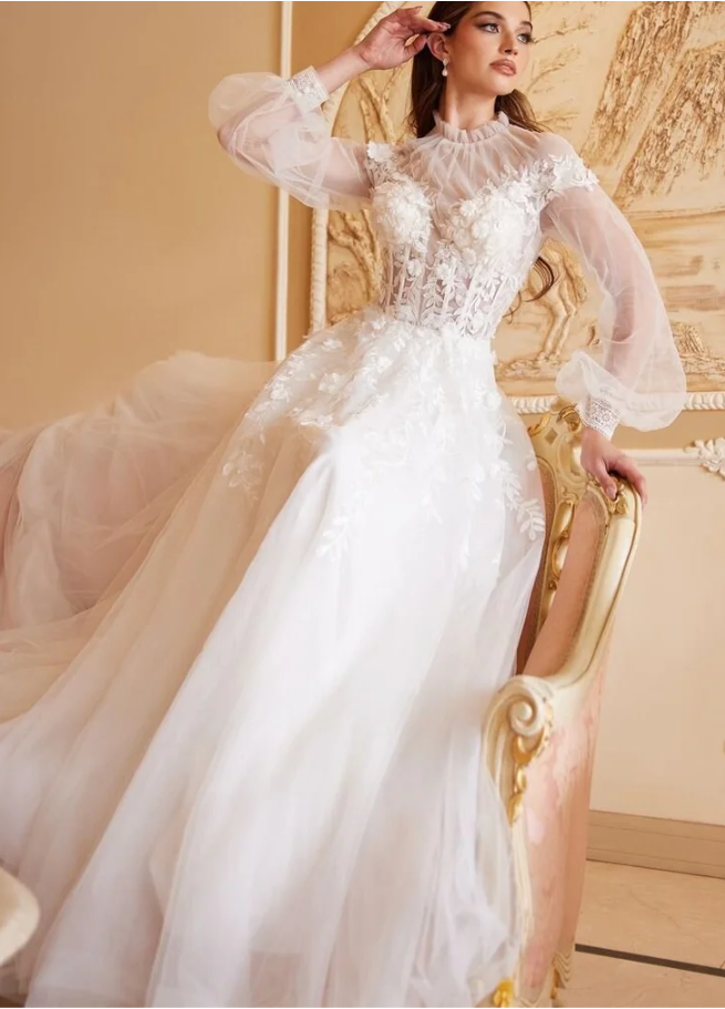 A1074W KATE WEDDING GOWN