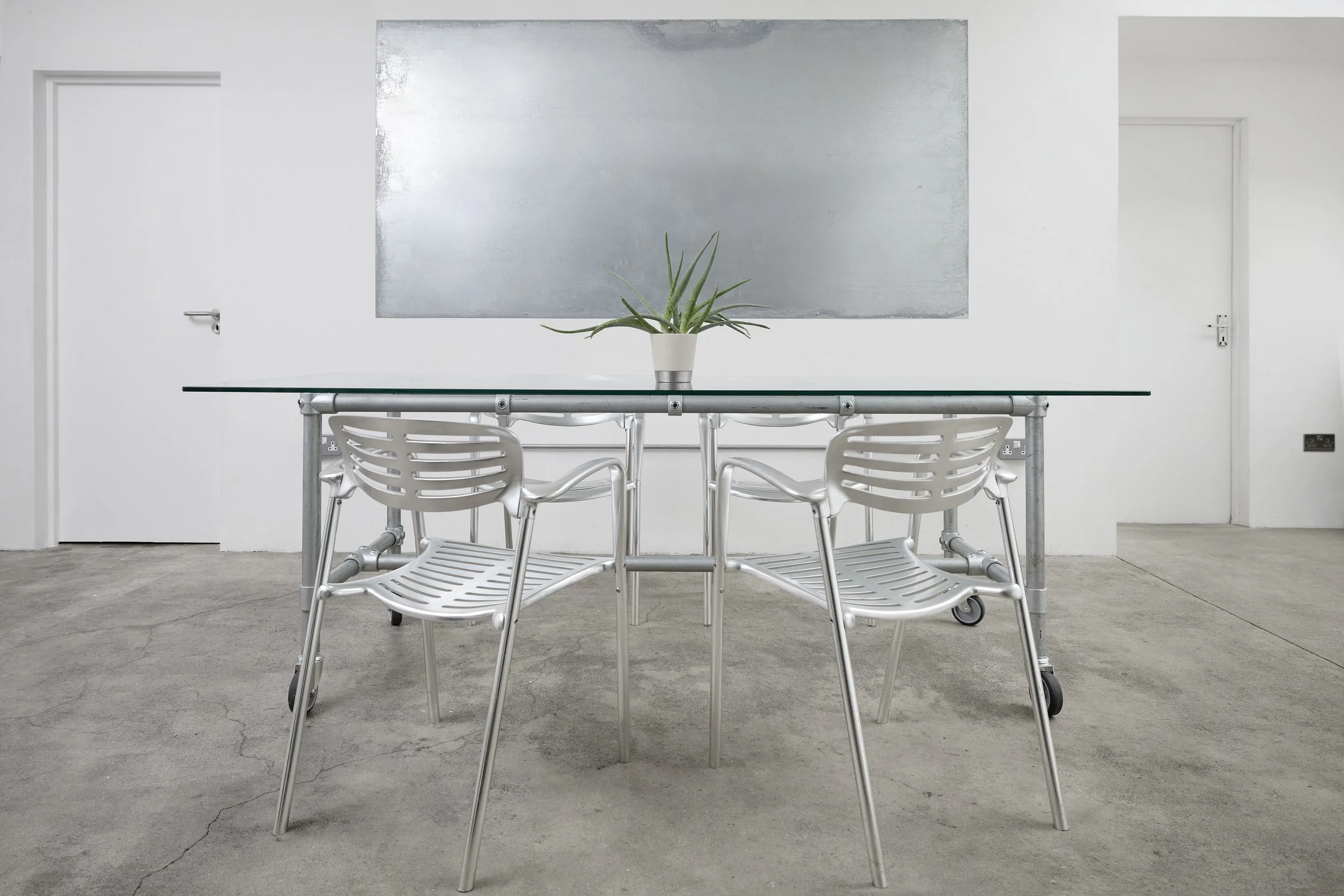 london-hackney-industrial-co-working-studio-space