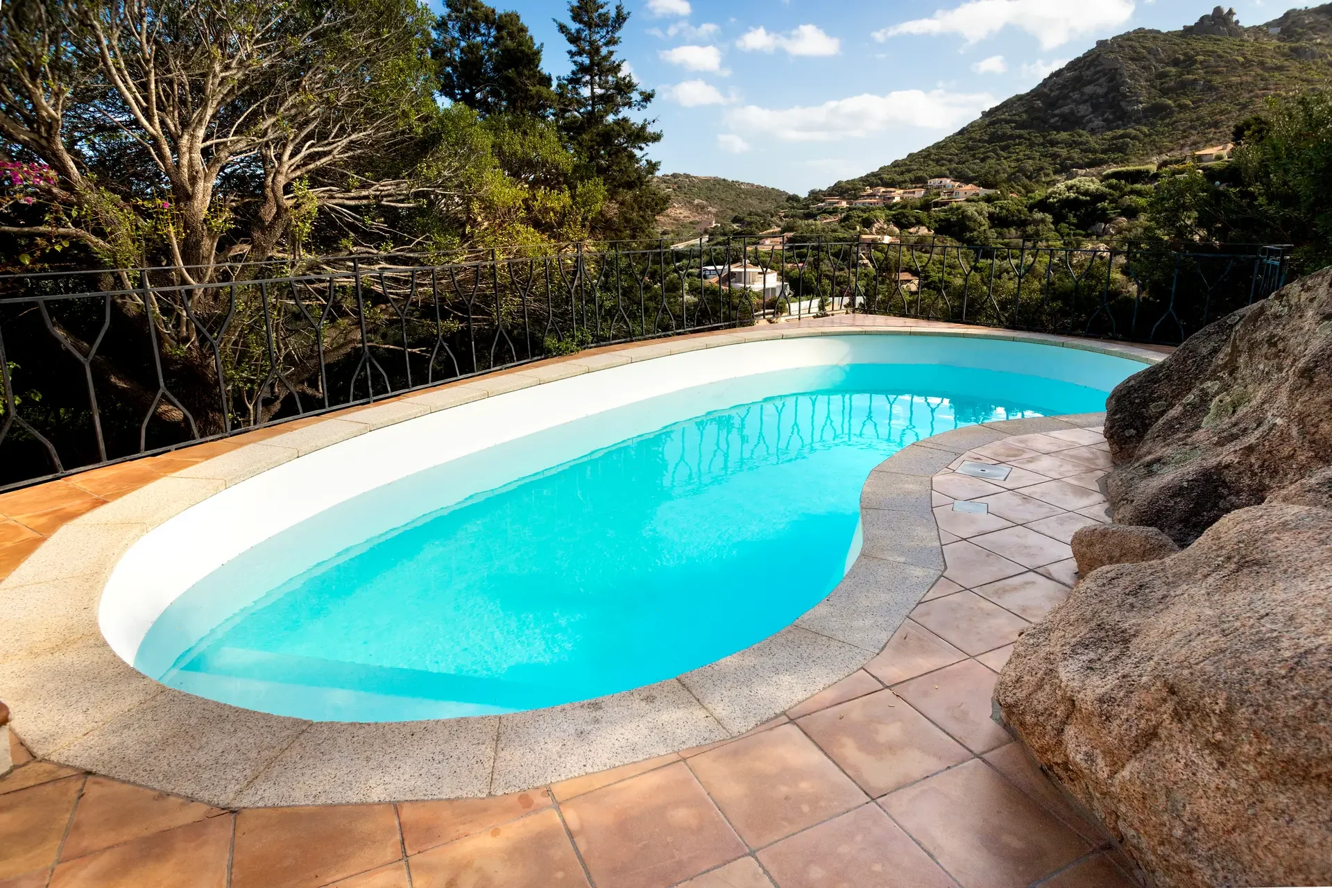 Piscina privata villa lusso Porto Cervo Costa Smeralda