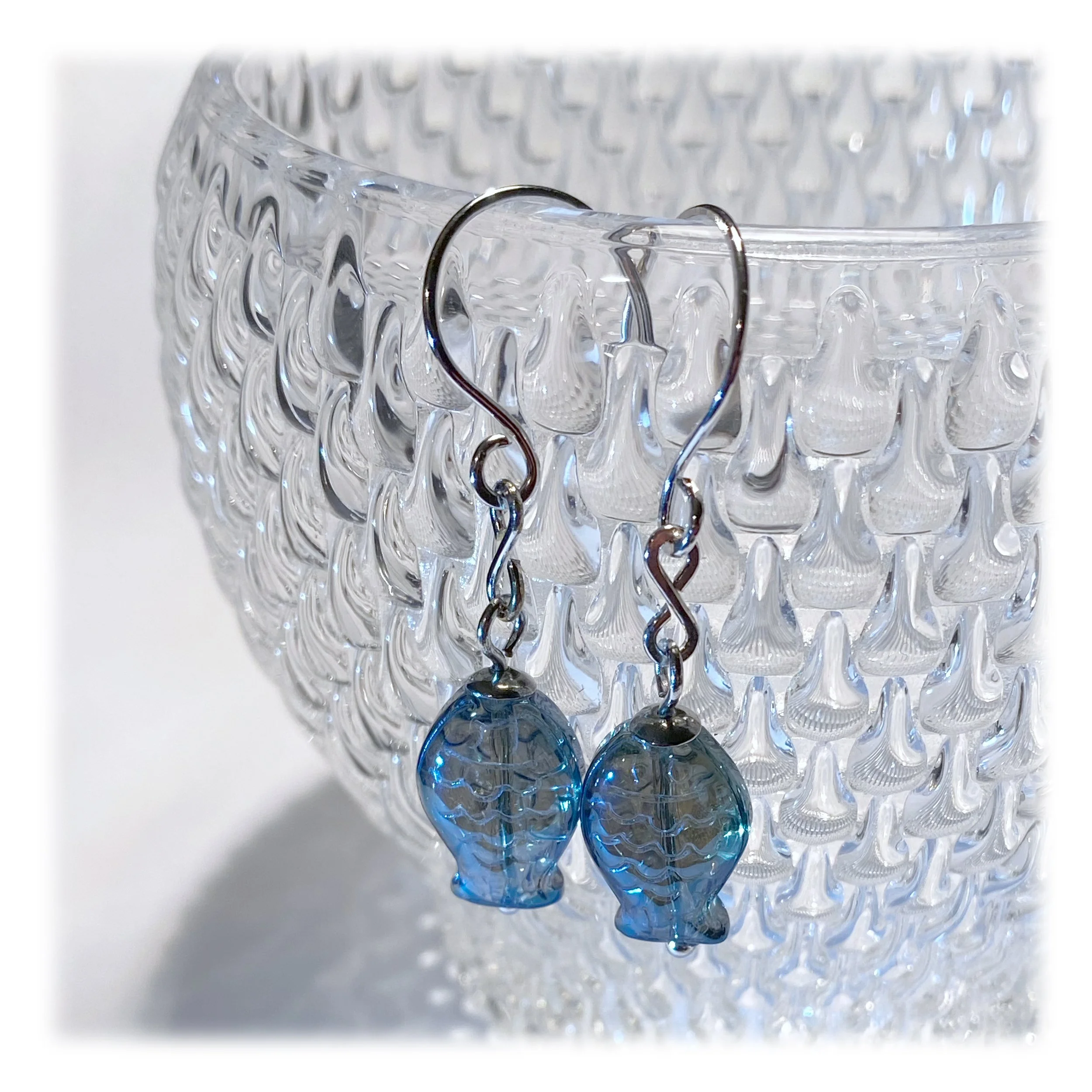 Chameleon Glass Fish Earrings – "Midnight Mermaid Kisses"