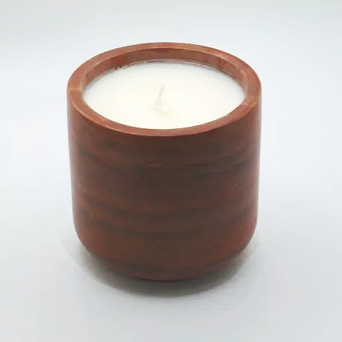 Clove Scented Artisanal Candle