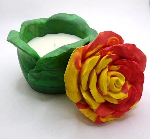 Rose-Scented Soy Wax Candle