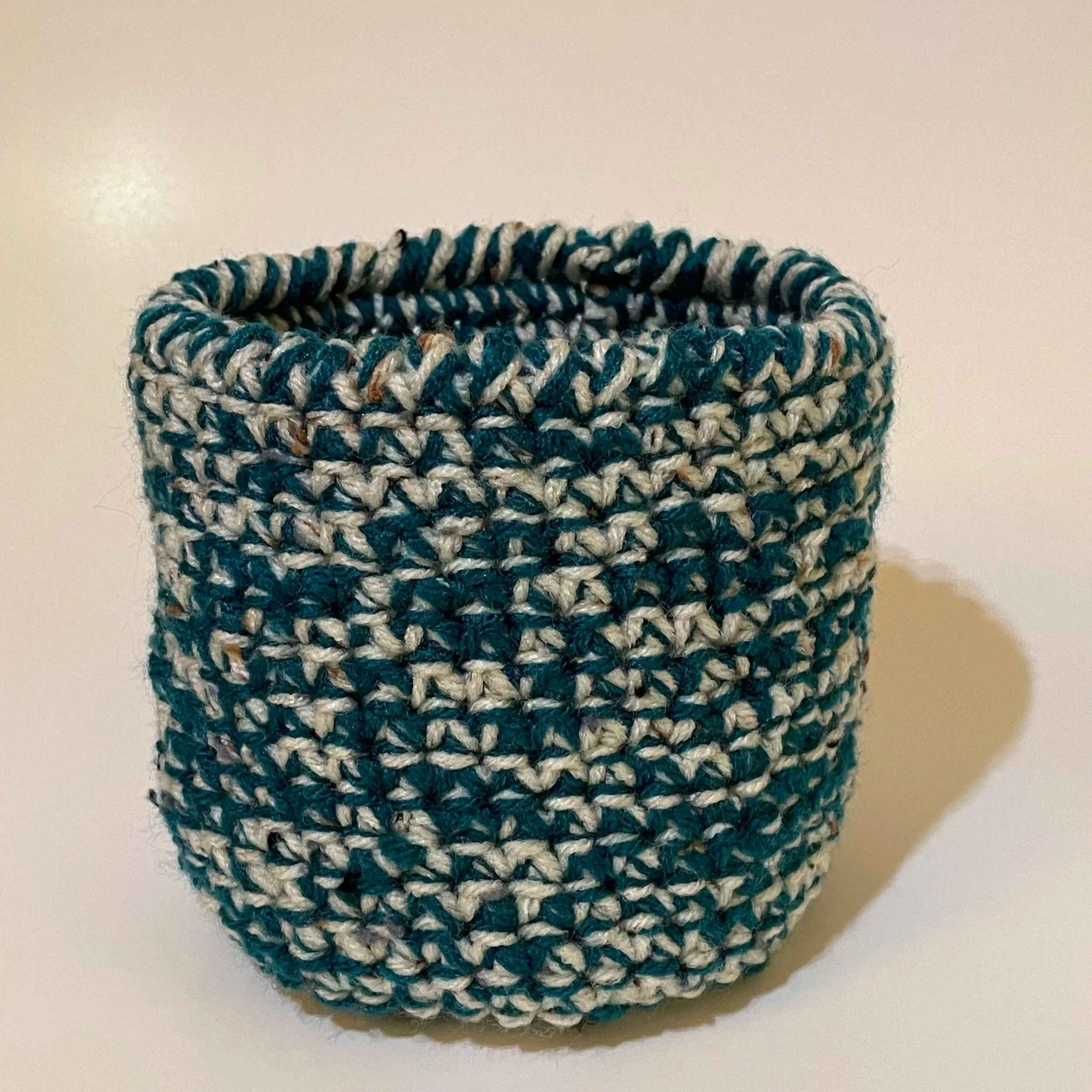 home decor+handmade+storage+crocheted