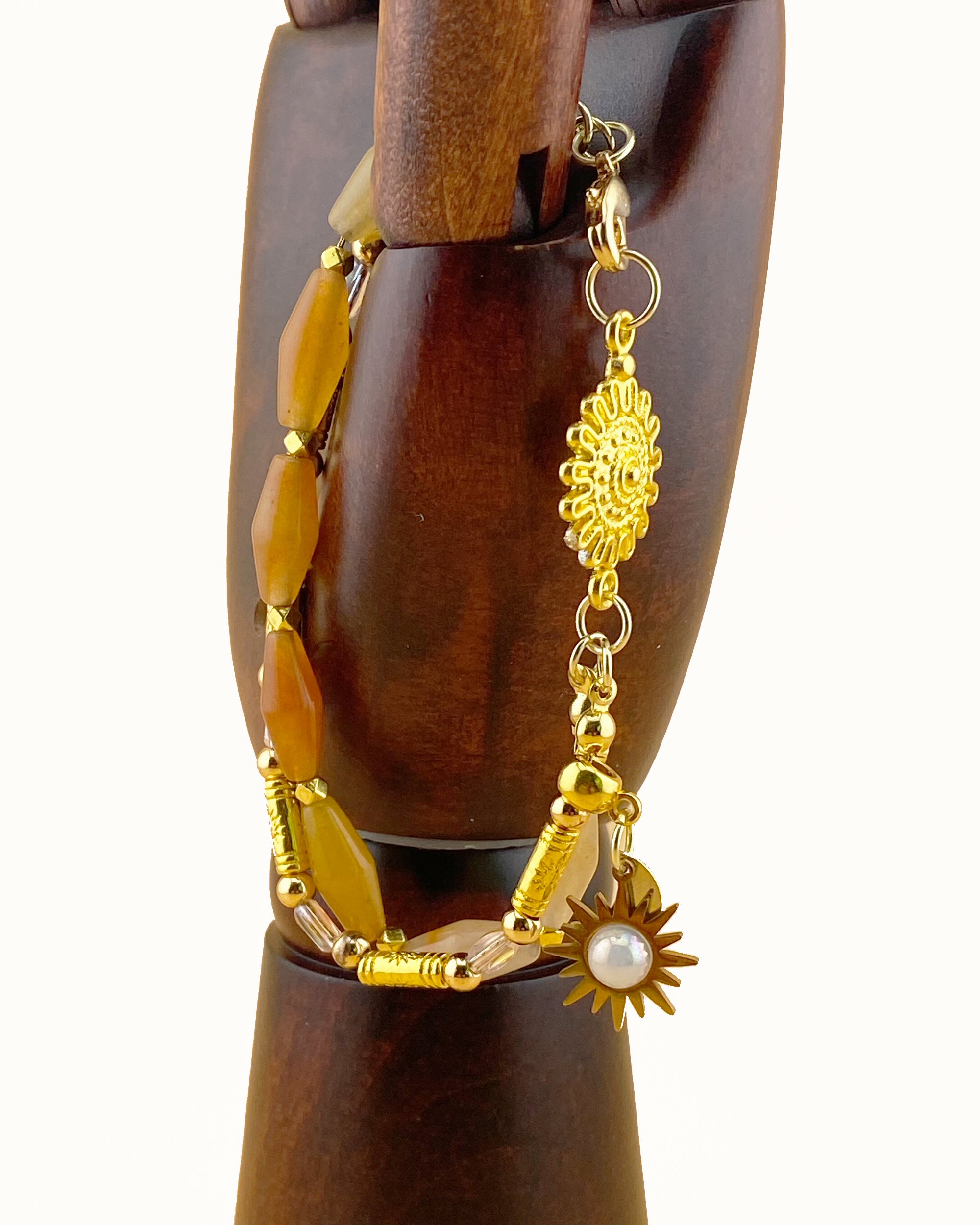 aventurine bicone gold bracelet1.jpg