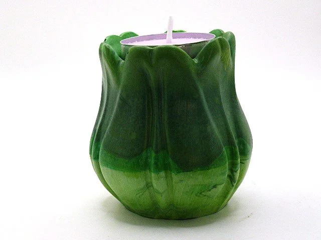 green tulipb.JPG