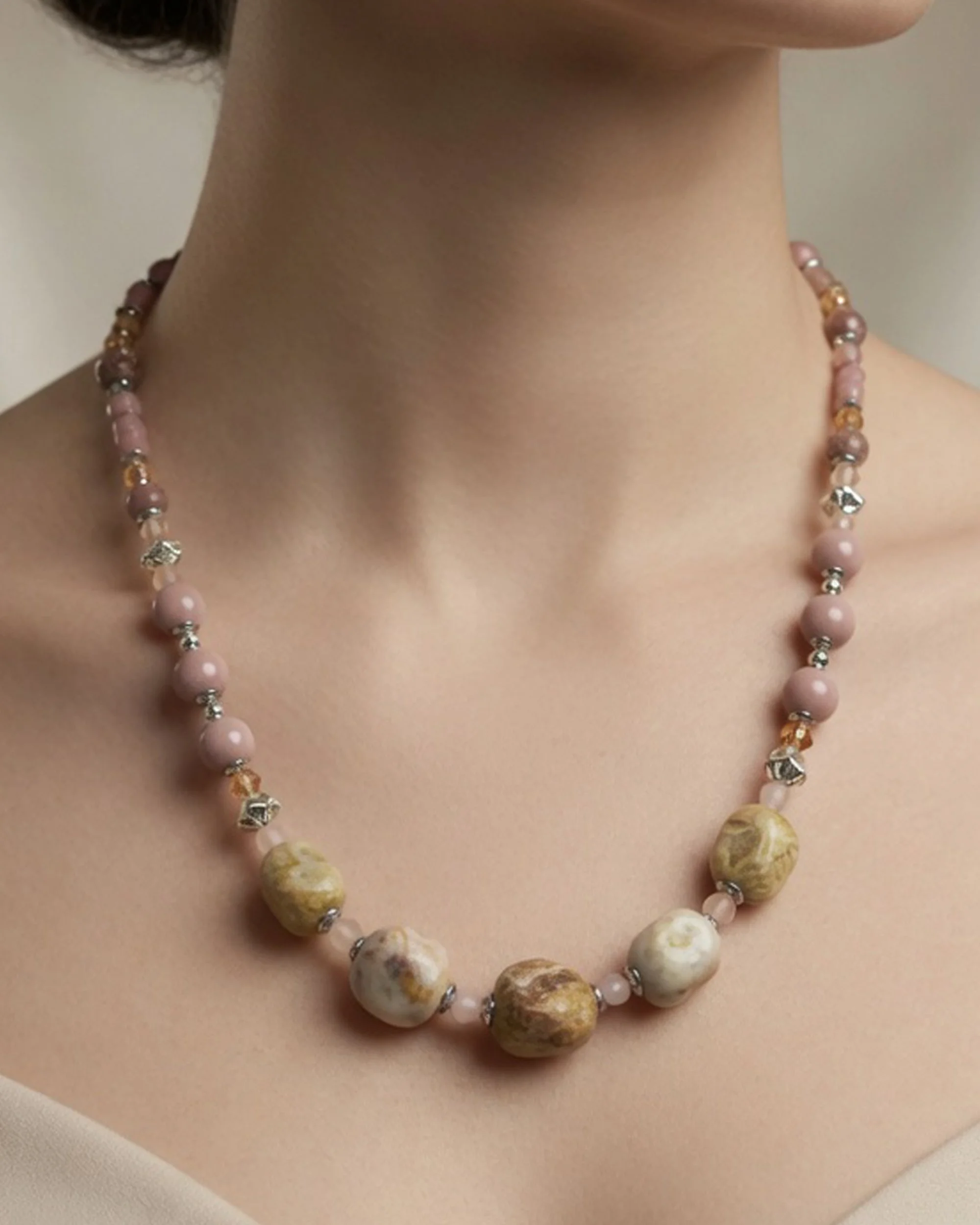fosselcoralnecklace.jpg