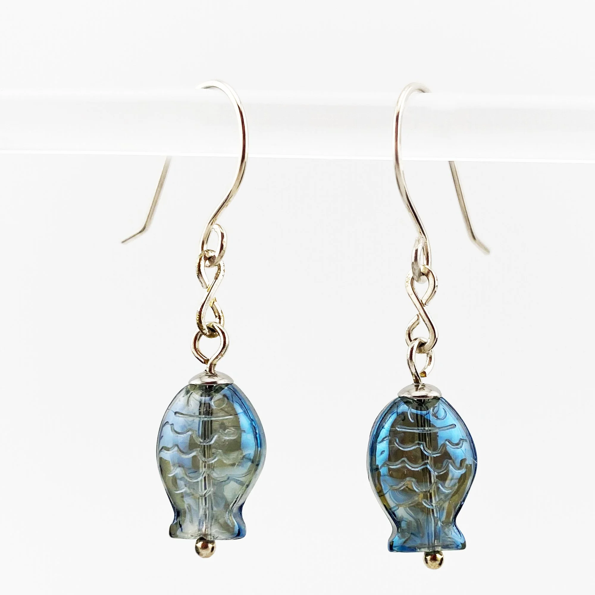 Chameleon Glass Fish Earrings – "Midnight Mermaid Kisses"