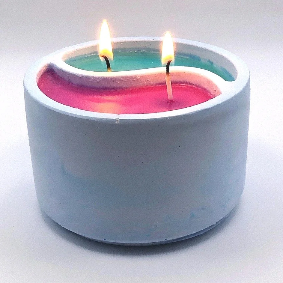 Harmony Yin Yang Dual-Wick Candle - Fuchsia and Peacock Blue