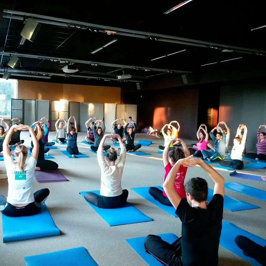 Copia+de+yoga_empresa.webp
