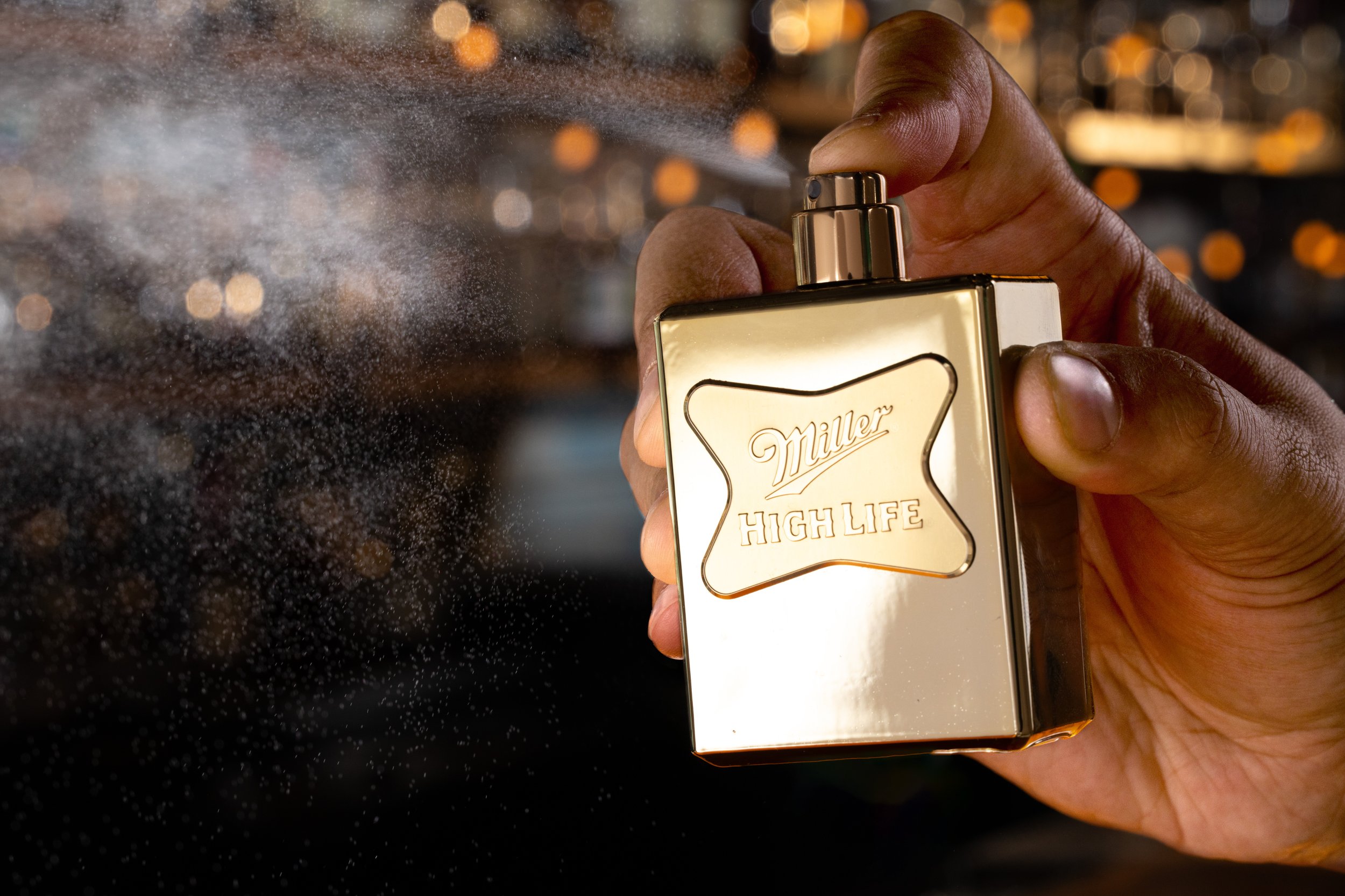 02_MHL_Barfume_Spritz_1920x1080.jpg