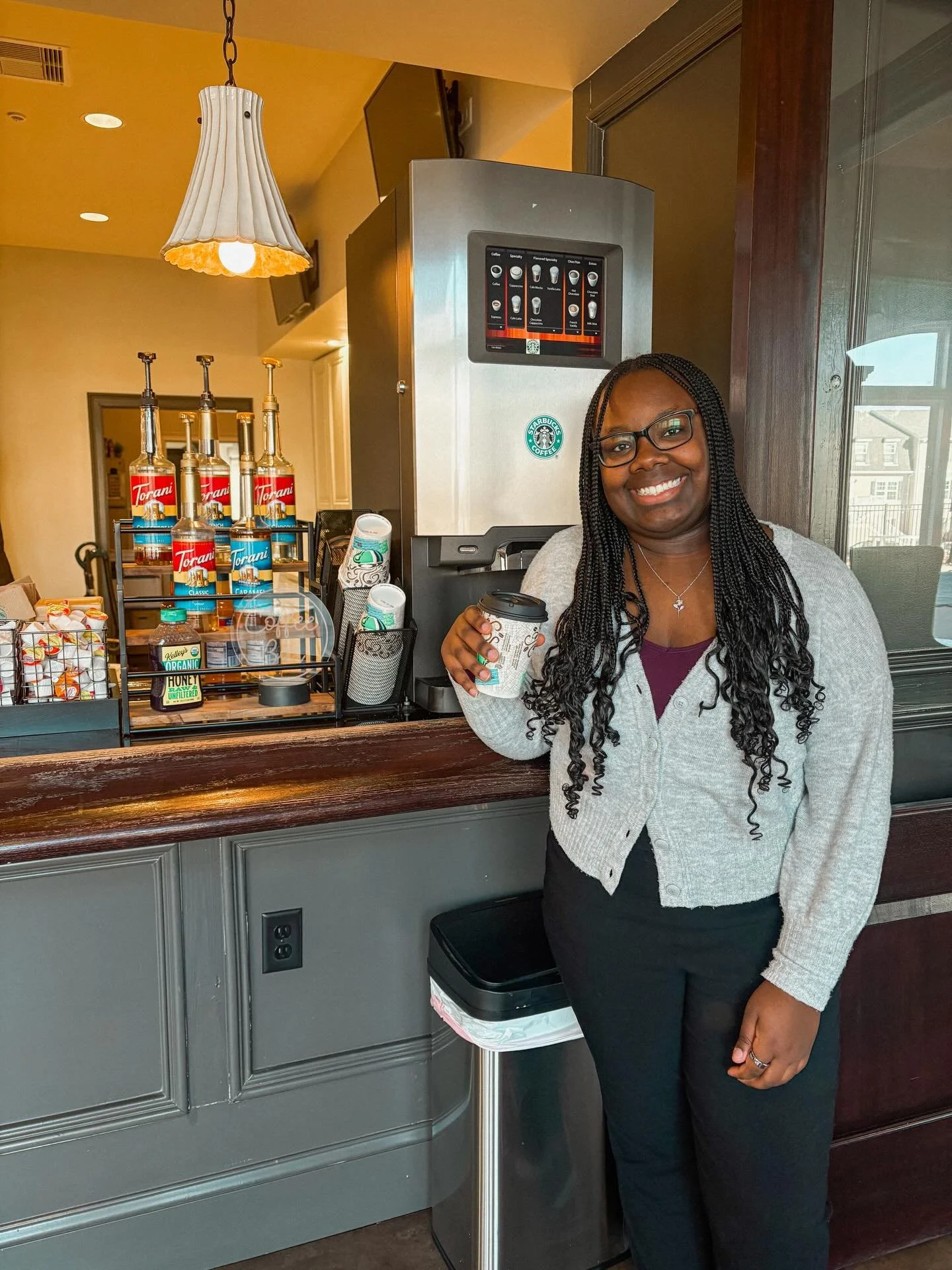 We love seeing our residents smiling when they come in for coffee!! 🤗

Did you know that we have a FREE Starbucks machine? Sign a lease with us and you can have free coffee too!! ✨