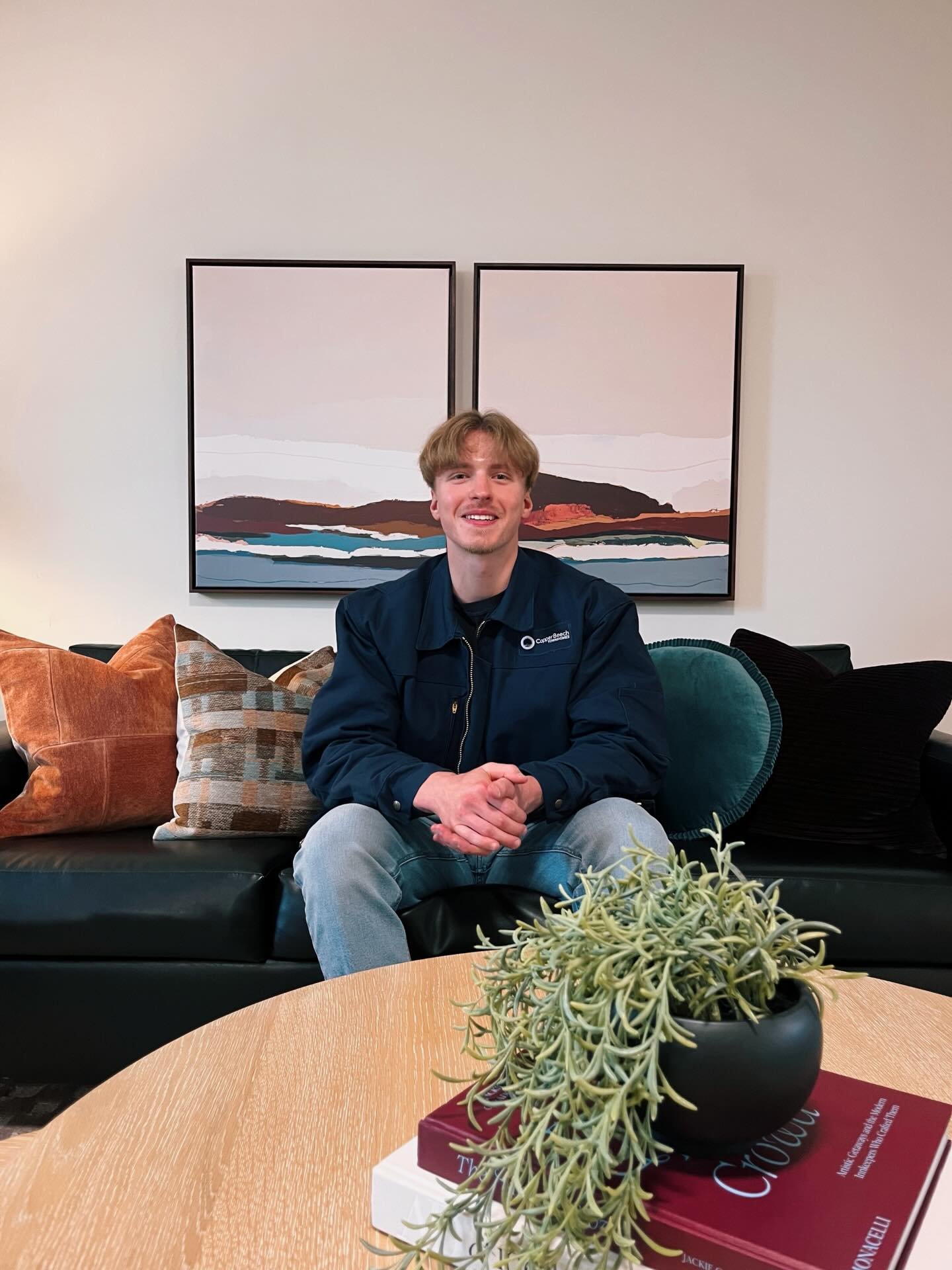 MEET THE STAFF - FRIDAY EDITION✨ 

Everyone say hi to Lian! 👀

If you see him around property say hi as he has been a huge help to our team so far! 🤠

Everyone wish him a warm welcome and we are looking forward to working with you ‼️