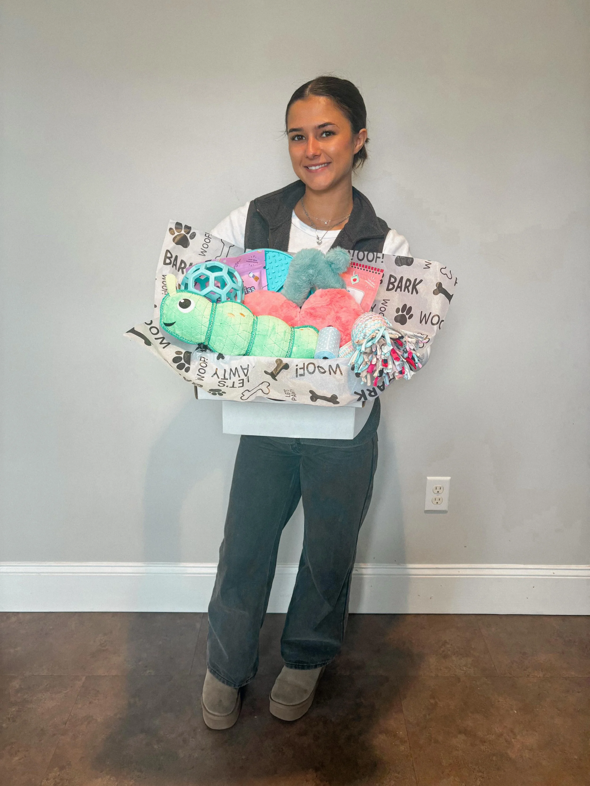 MAY BEECH BOX!🍒🐛

Sorry for the delay, but it&rsquo;s FINALLY TIME!!

Wanna know how to win this super cute and fun Beech Box for your furry friend?!🐶

Here&rsquo;s how to enter: 
🩵- Like this post
💬- Comment your furry friends favorite summerti