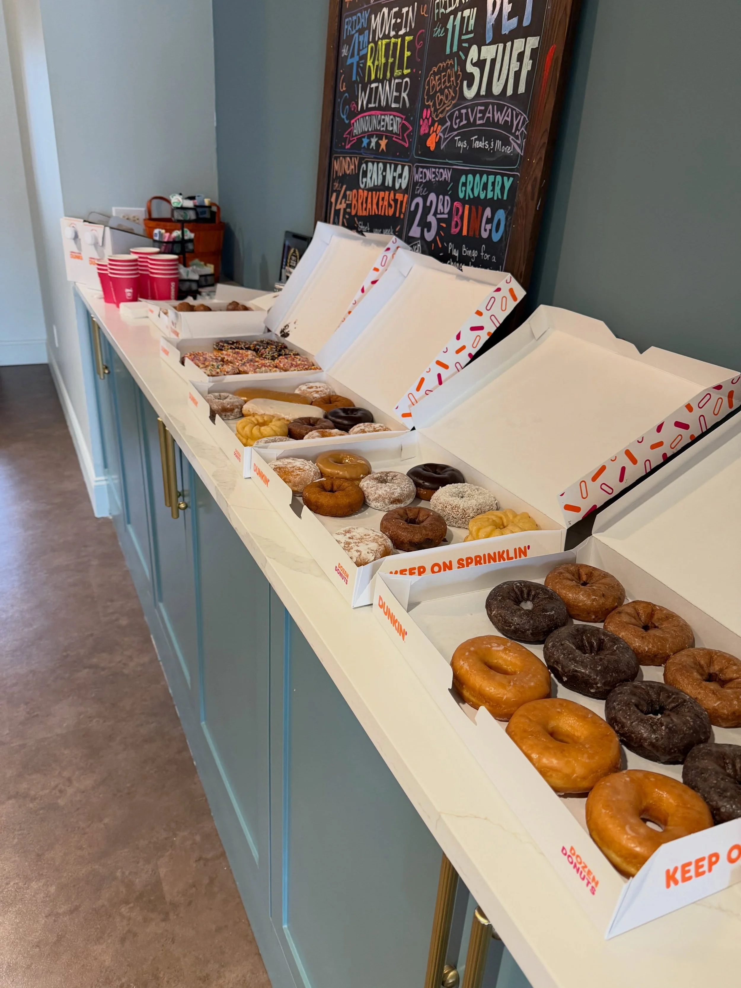 🚨 BREAKFAST EMERGENCY 🚨

Running late? Forgot to eat? Just here for the donuts? 👀🍩

We&rsquo;ve got you covered! 🧡 Swing by for our Grab &amp; Go Breakfast and snag some goodies to fuel your day! ☕️🥐🍩

Because your morning commute deserves a l