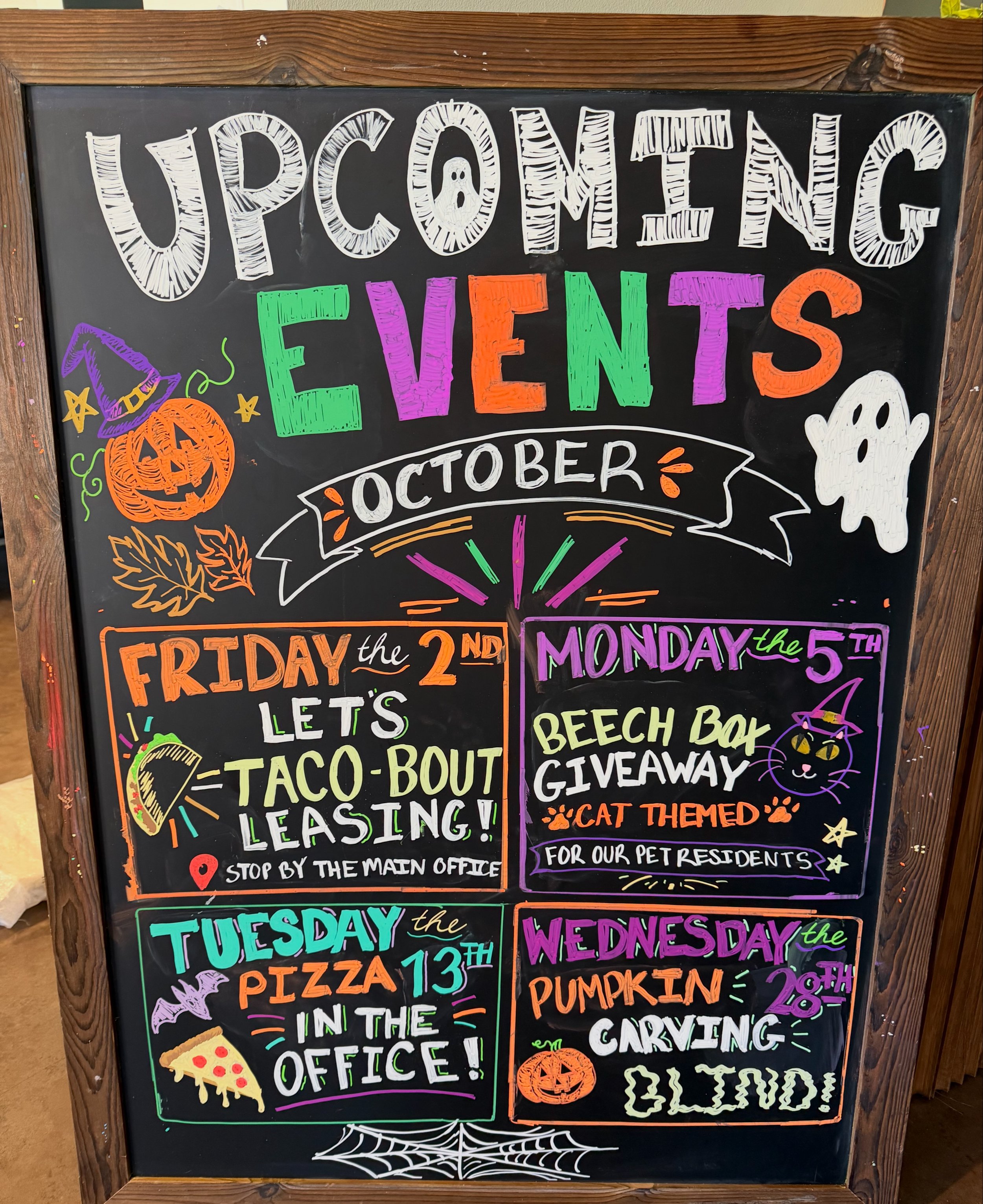 🎃🍁October is full of fun at Copper Beech Townhomes! 🍂👻
We&rsquo;re kicking off the month with Taco-Bout Leasing TODAY! 🌮 Stop by the main office, enjoy some tacos, and mingle with us from 5pm-6pm!
🎁 Bonus: The first 20 people to arrive will be 