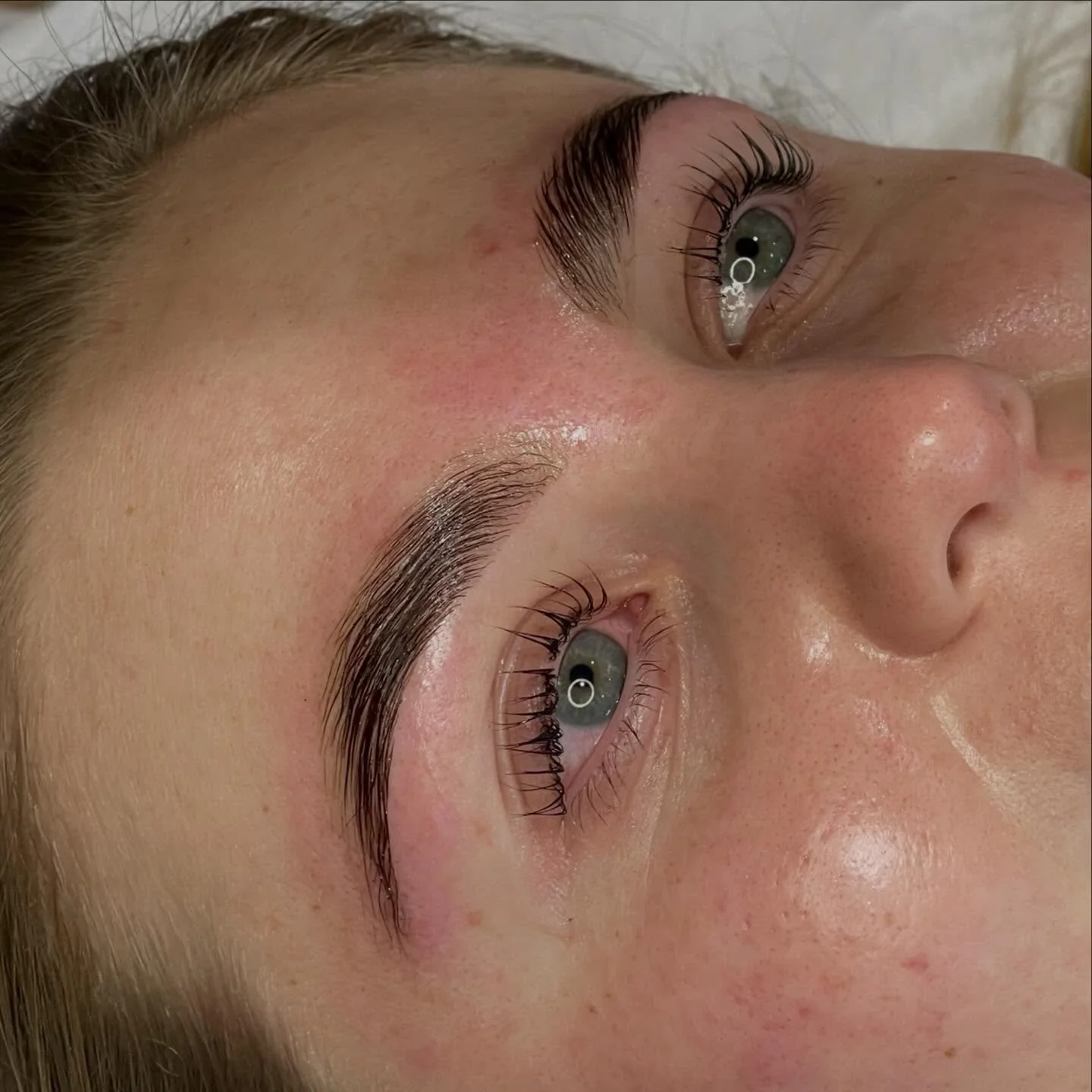 Lash lift and HD brow sculpt for a refined, natural finish ✨

@beautifulbrows 
@hdbrowsofficial