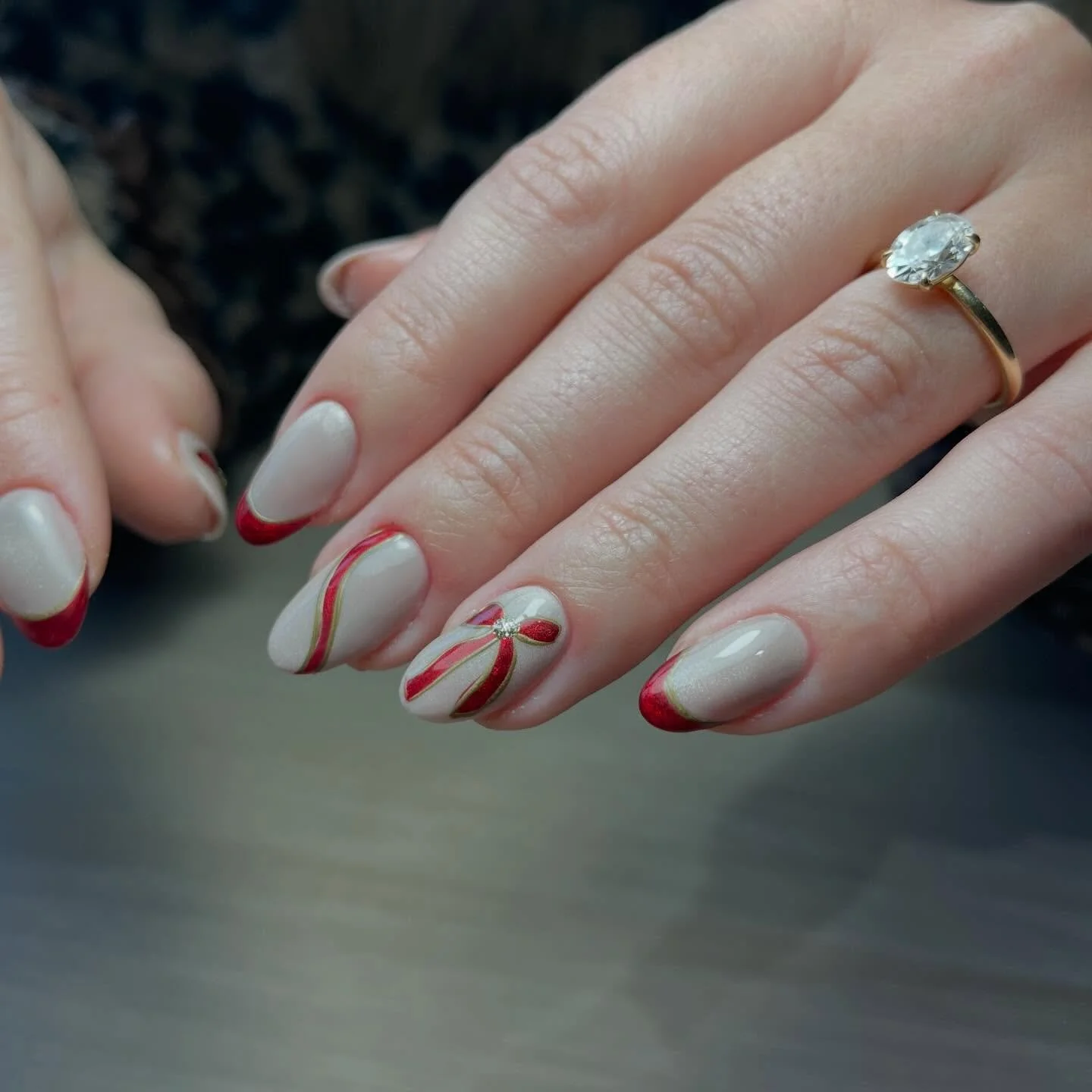 Last Christmas as a Miss 💍❤️🎄

@the_gelbottle_inc 
@officialnavyprofessional 
@scratchmagazine