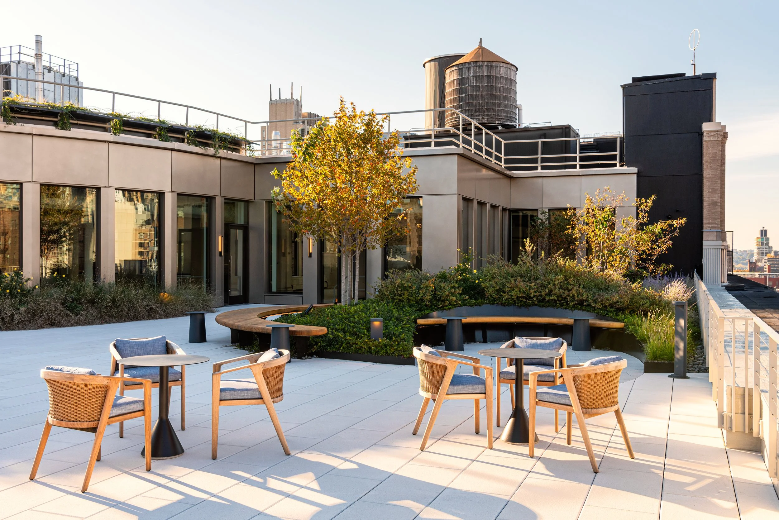 641 6TH ROOF-13.jpg