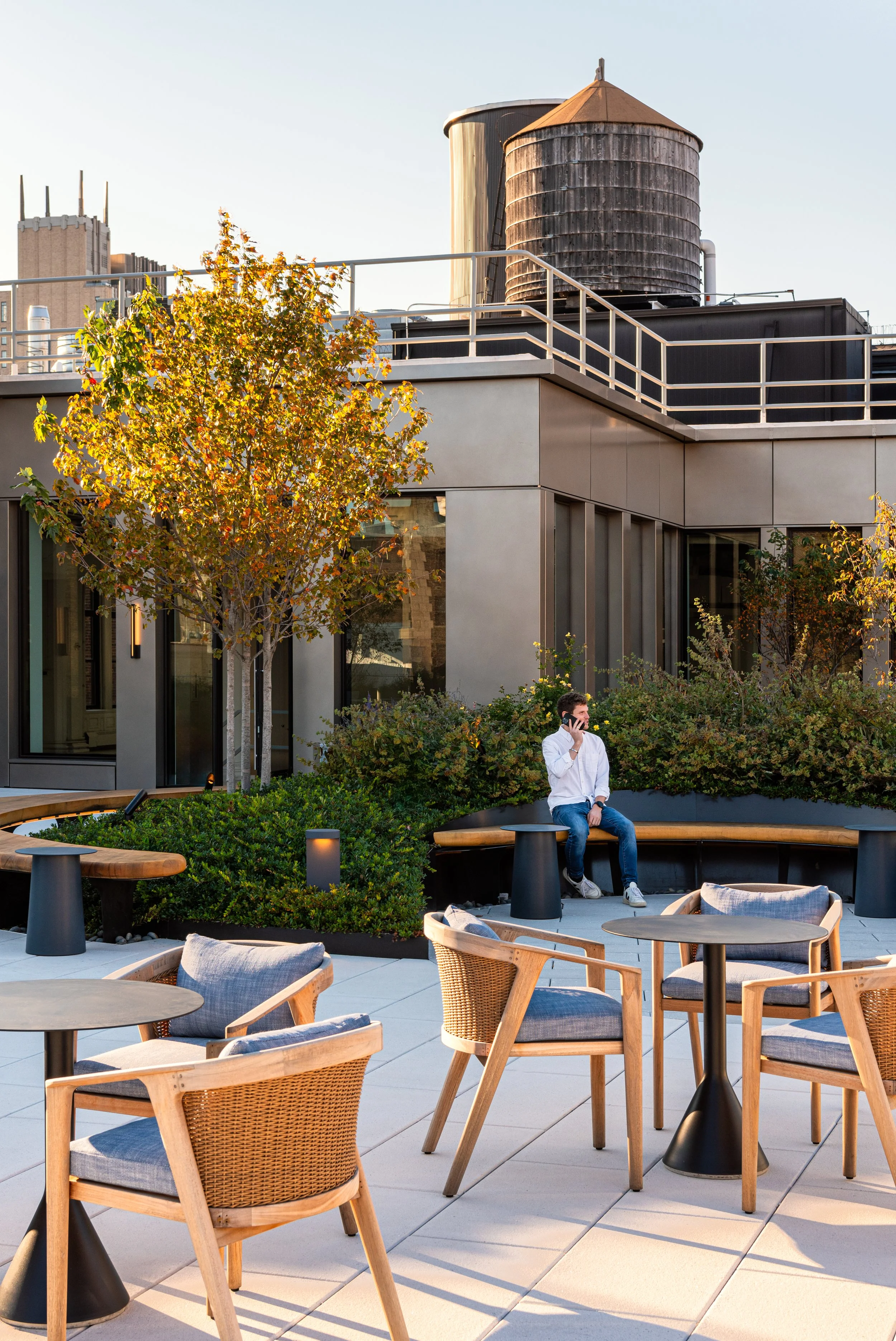 641 6TH ROOF-14.jpg