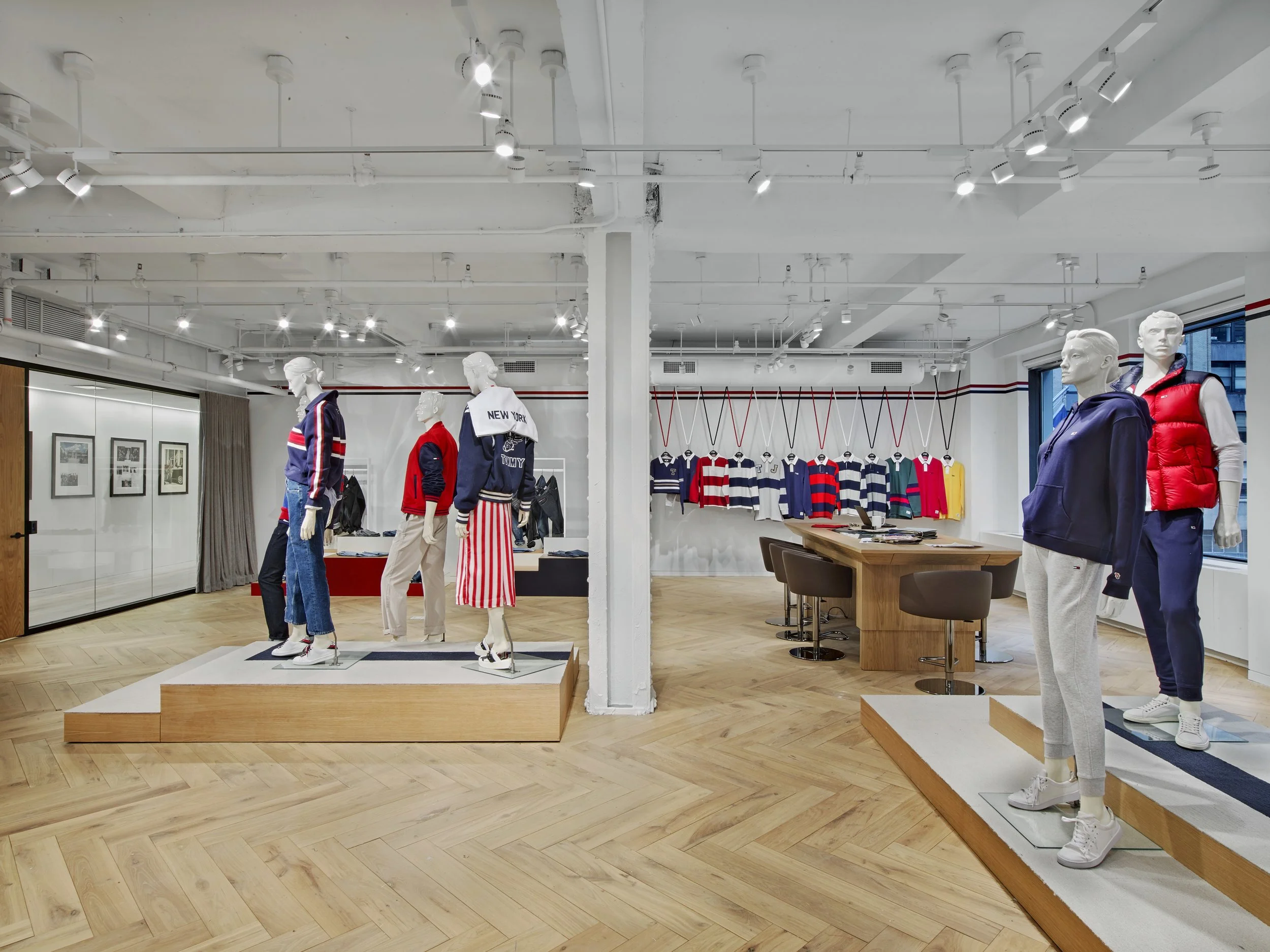 Tommy Hilfiger (80).jpg