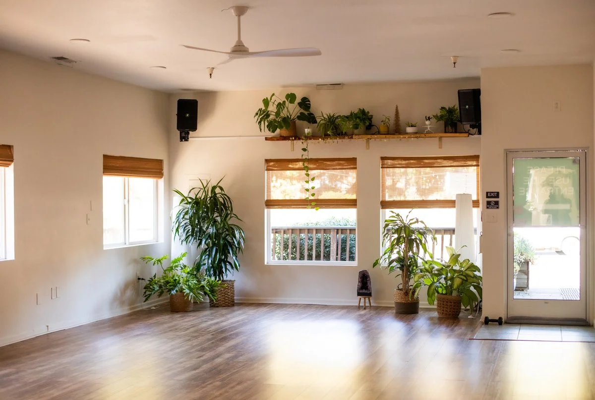Yoga_LowRes_002.jpg