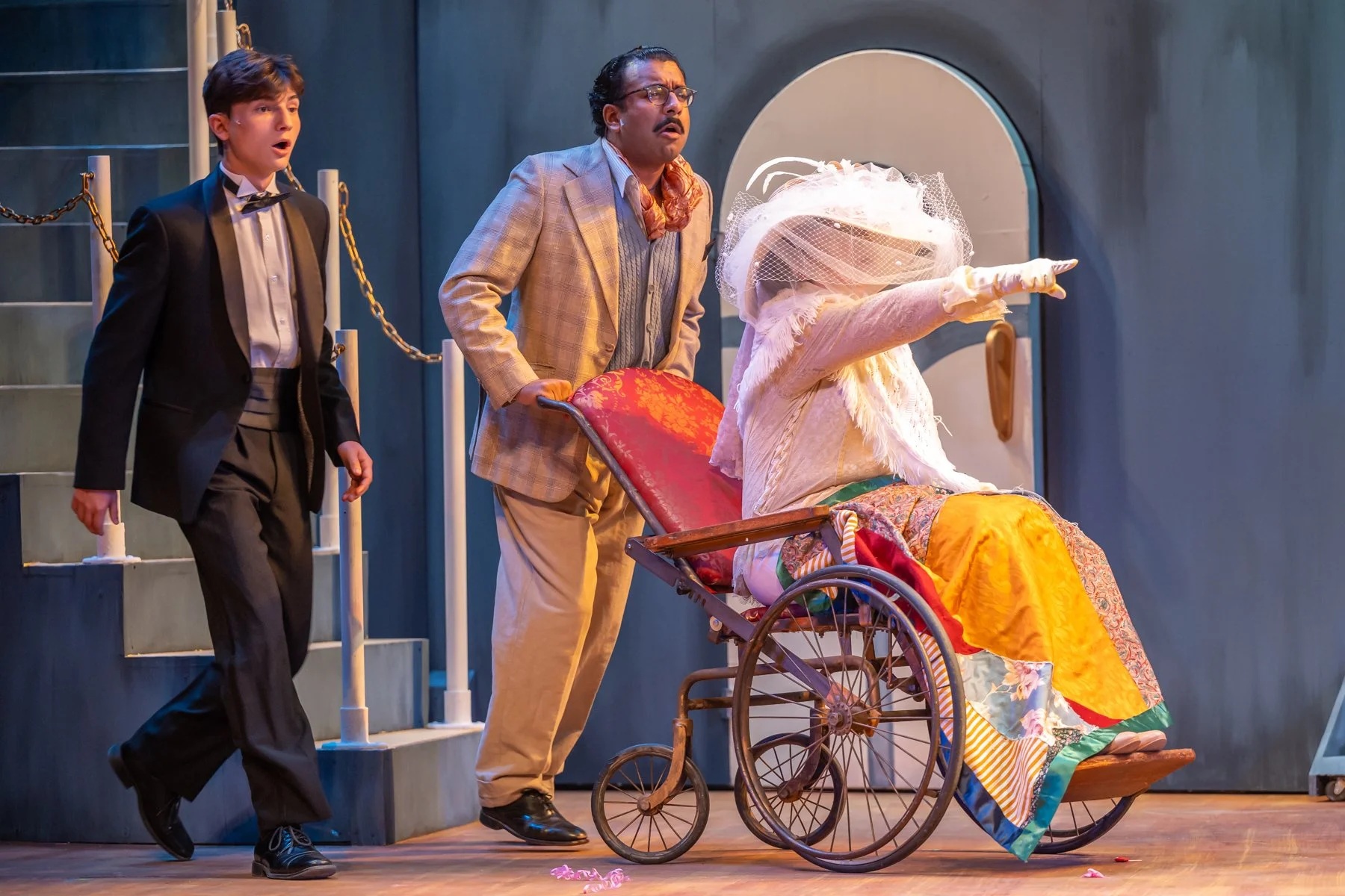 Anything Goes - Tux Pic 1.JPG