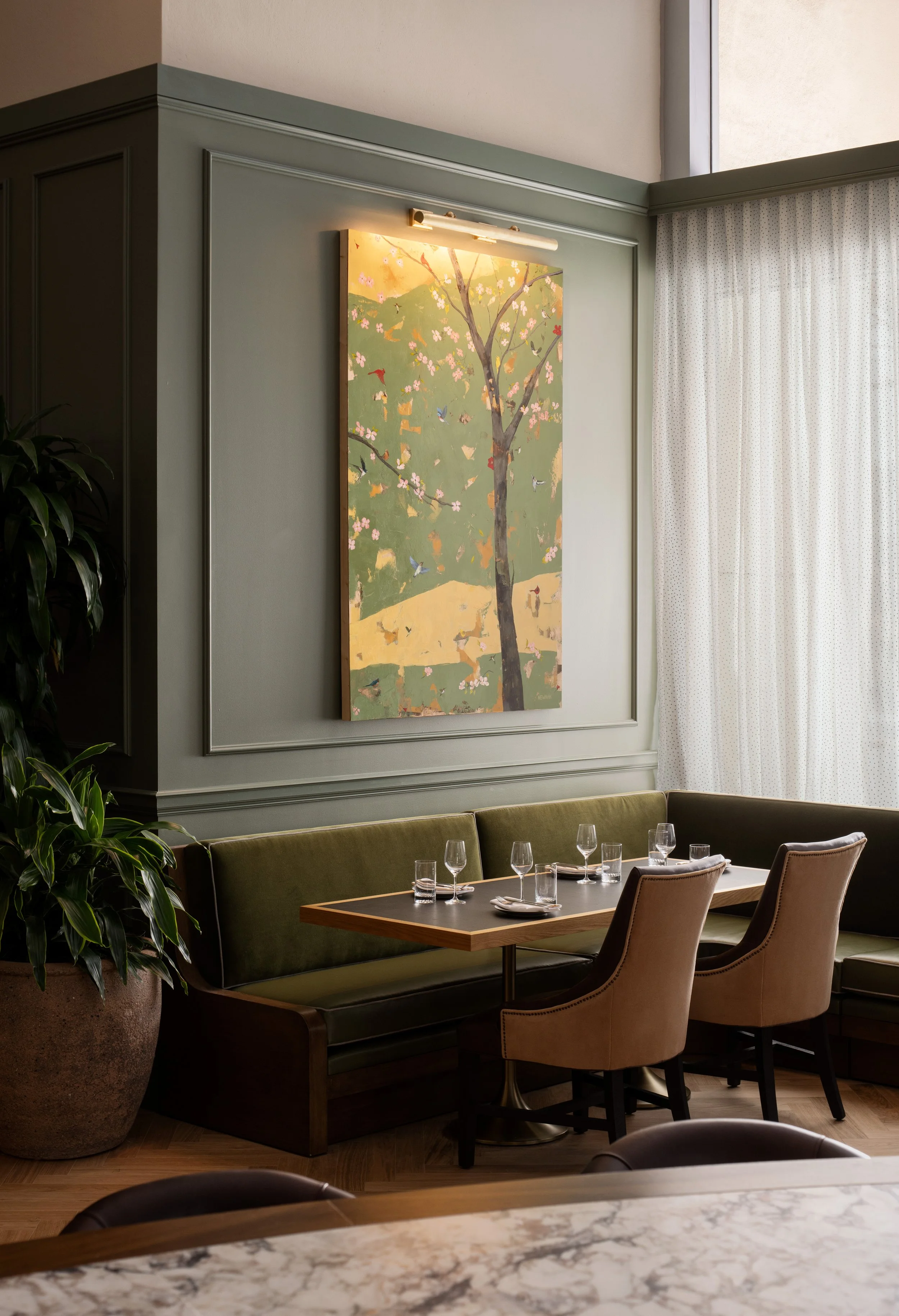 Dogwood Charlotte - Corner Seating.jpg