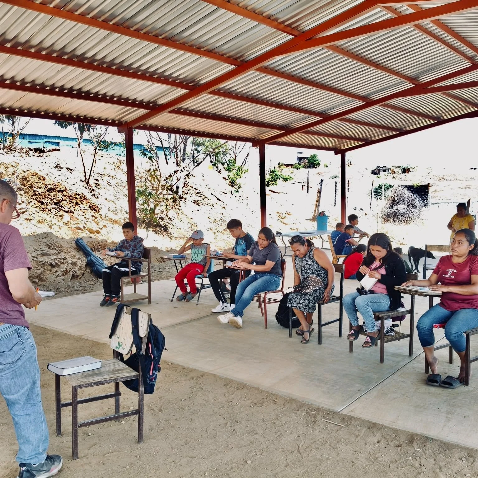 An update from Oaxaca 👐

Pastor Cesar and Lola are now hosting Bible studies and outdoor ministry activities under the concrete awning we built. It&rsquo;s a blessing to see the Lord using this space to bring people together!