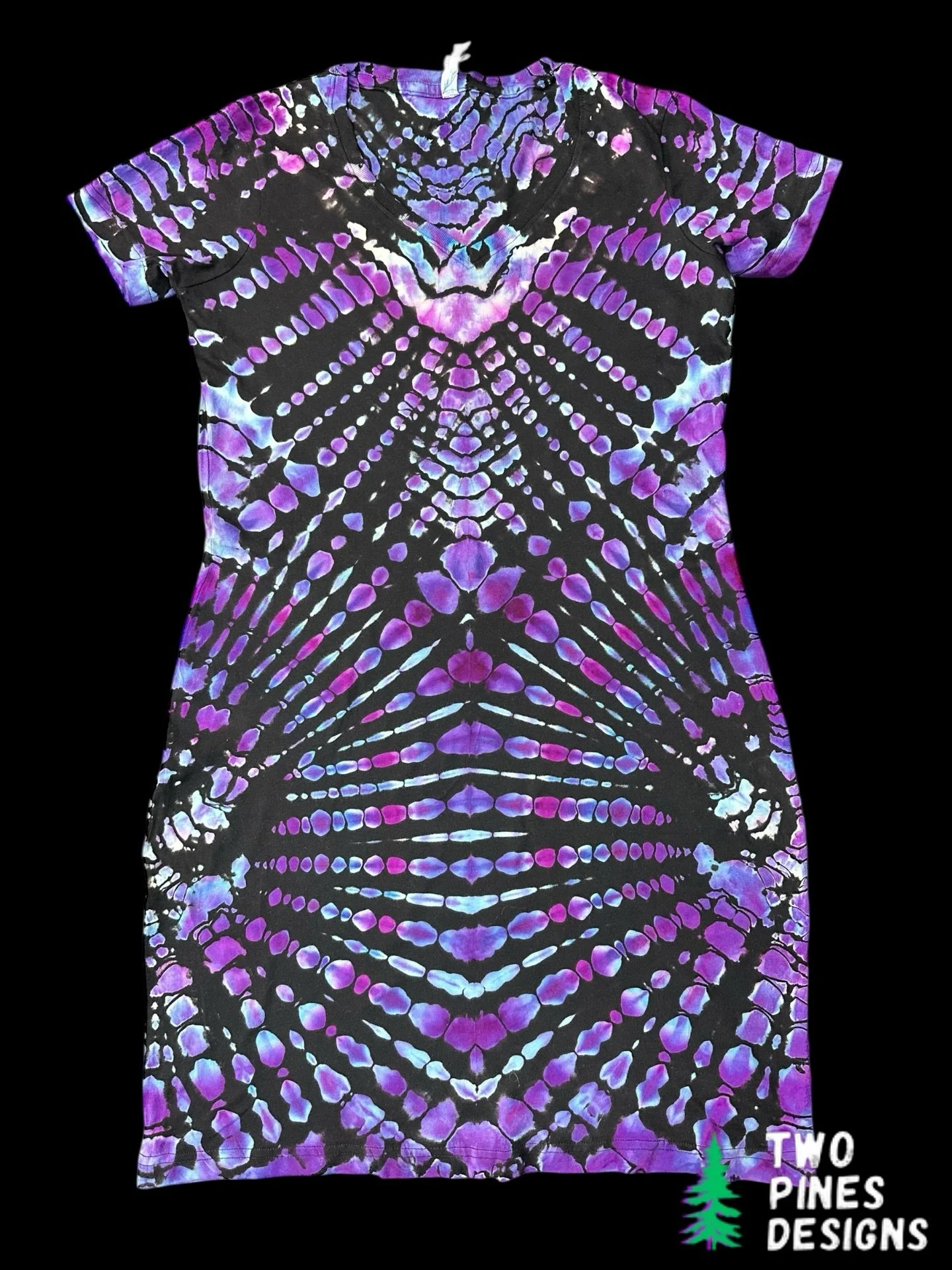 I ventured into new dye territory with this jersey t shirt dress and I must say, It looks  awesome! 
I ordered a sample blank a few weeks ago to dye  something different and gauge interest. My options are somewhat limited on dresses etc but I&rsquo;m