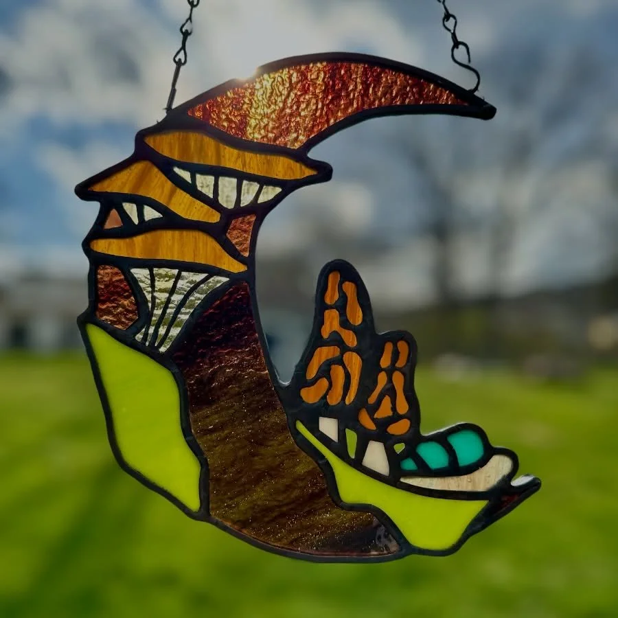 🪾🌙Forest Moon 🪾🌙

New stained glass piece created by the TPD OG
Measures 9 1/4&rdquo;H x 8&rdquo; W
$85 

#stainedglass #two_pines_designs #handcrafted #mountainmaryland