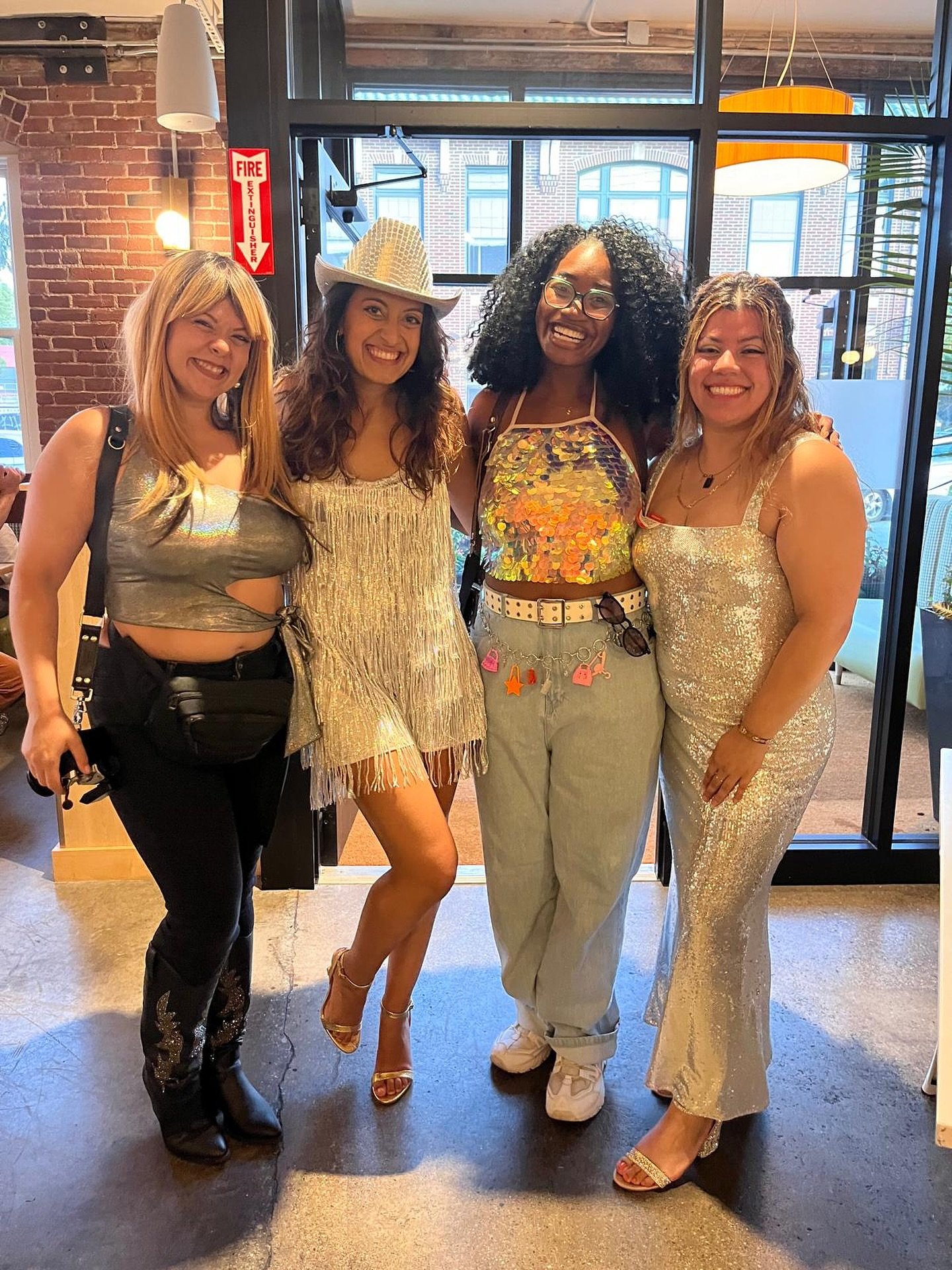 🕺🪩
Thanks @yelp_ri ❤️