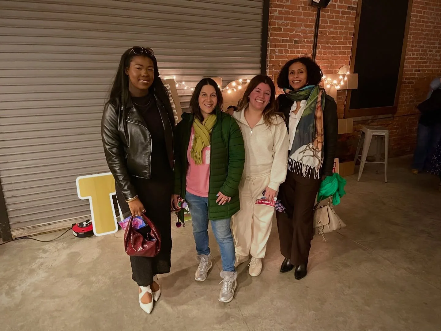 I popped out on Friday in my Escalante Creative merch at the Advocacy is Love event hosted by The Womxn Project (@thewomxnprojecthq).

This was my first time attending the fundraiser which featured a post-card sized exhibition. Obviously, I had to ge