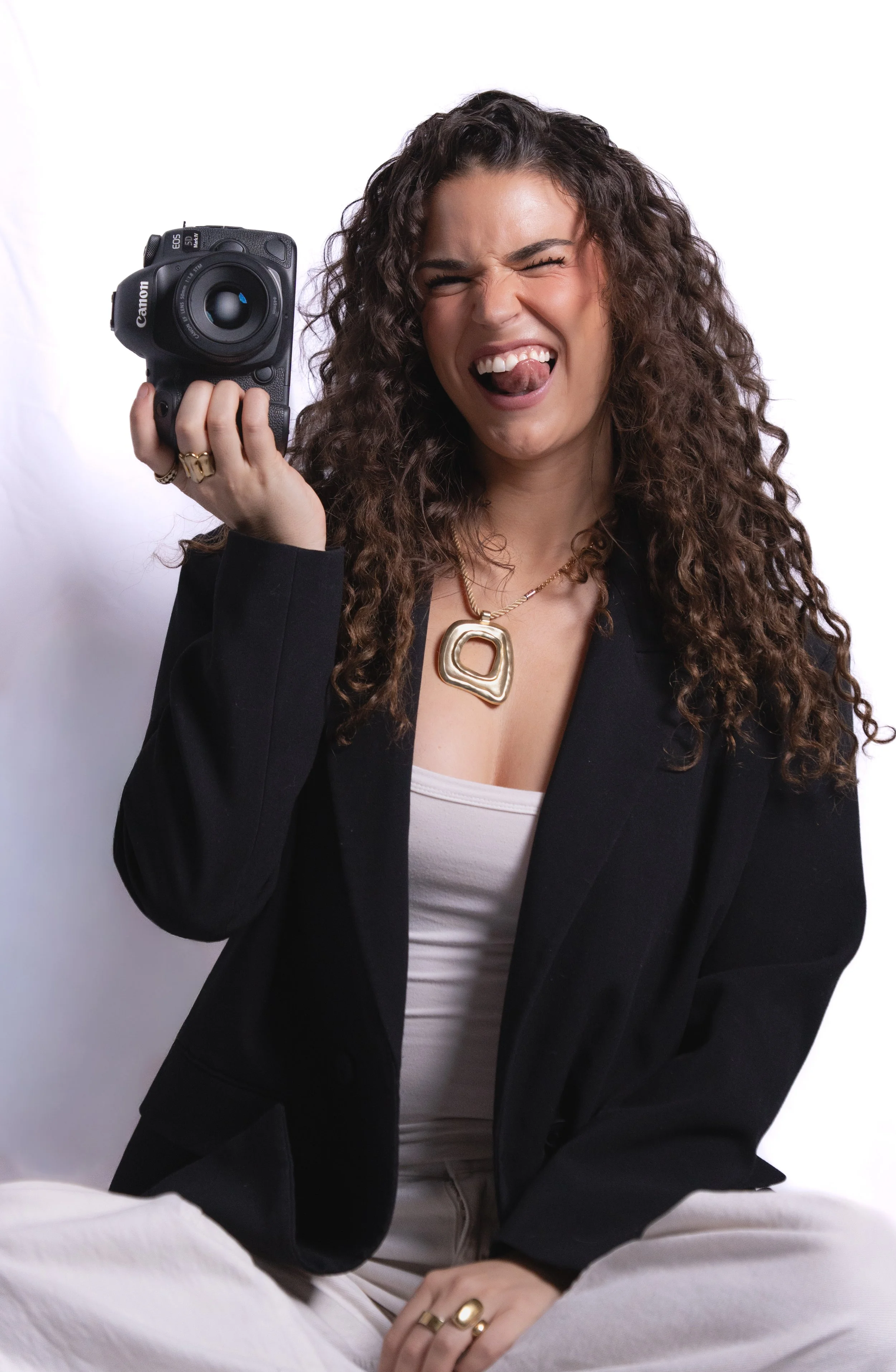 Kylee - Headshots 12-9-25-044.jpg