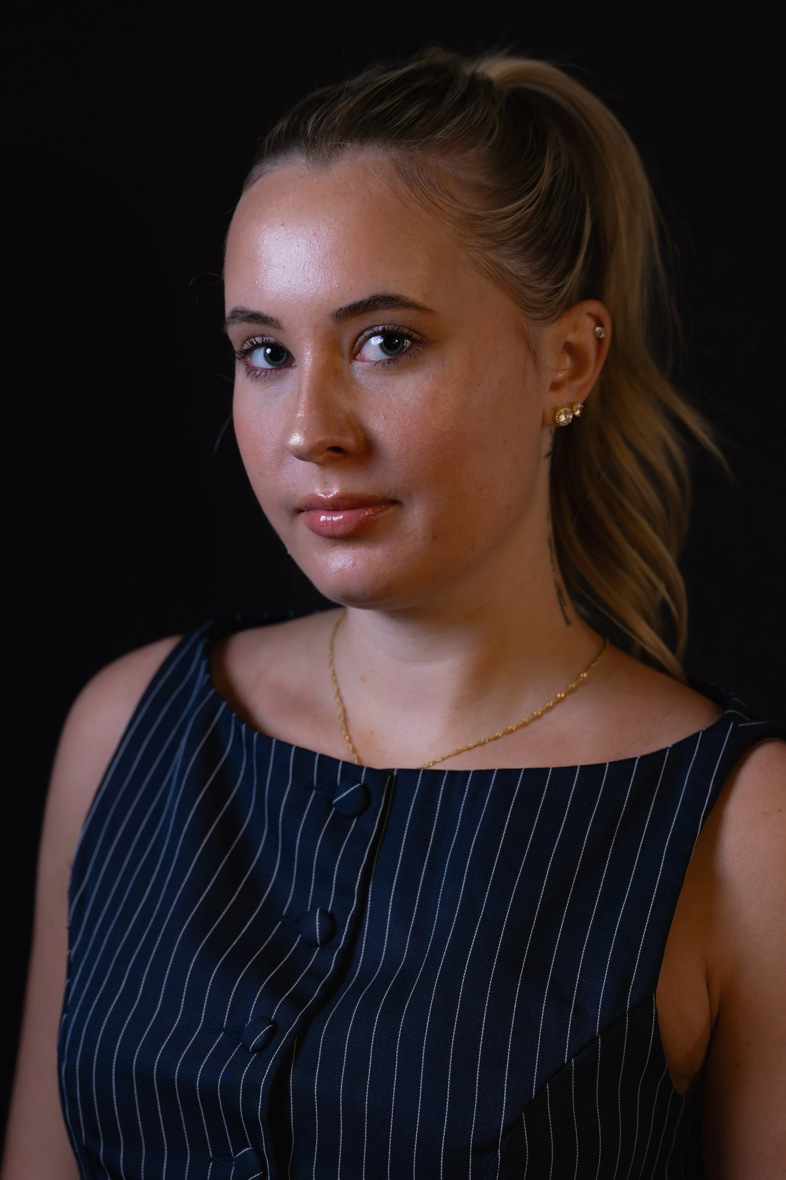 Nadia - 12-3-25 - Portrait - Headshots-033.jpg