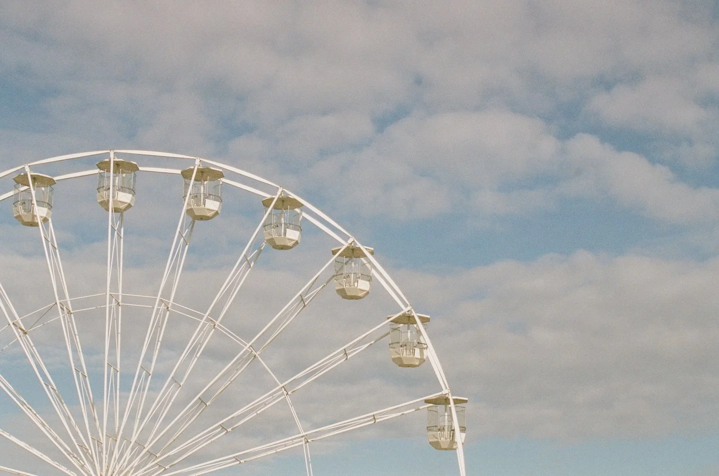 Kermis

March 2026
#pentax #35mm #amsterdamwest #westerpark #expiredfilmclub 

Dev &amp; Scan @analogue.ams