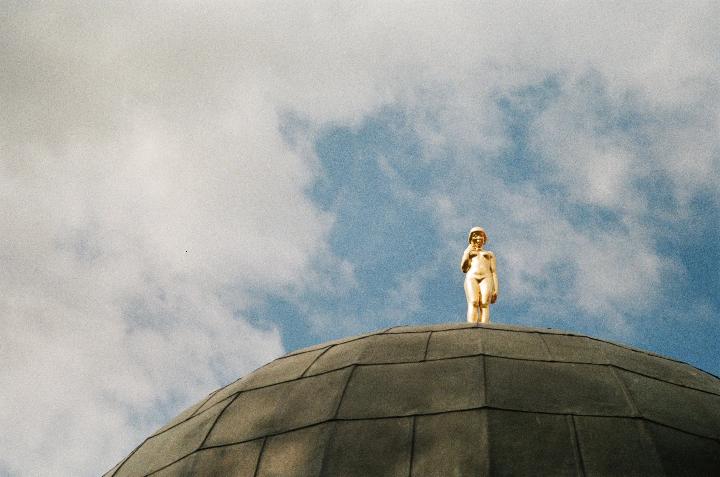 "Carls Ateljé"
Stockholm, Autumn 2021
35mm film