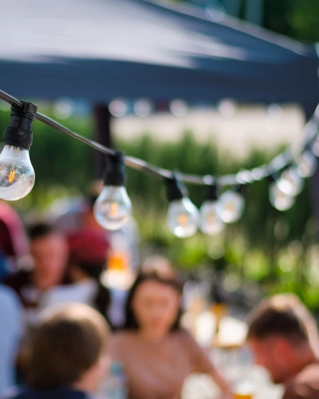 Where daytime refreshment meets the first glow of evening, enjoy al fresco cocktails under softly lit summer skies.