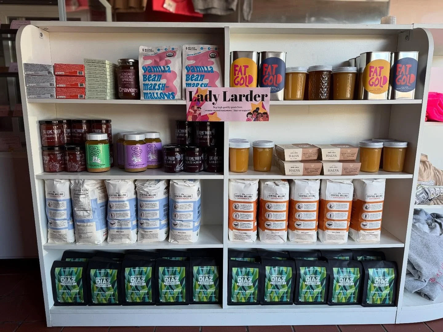 Women supporting women. It’s something we believe in, and a reason why our business has succeeded through trial and tribulation. We know it’s a reason you continue to support us by visiting week after week, sometimes day after day π«Άπ½ Ou