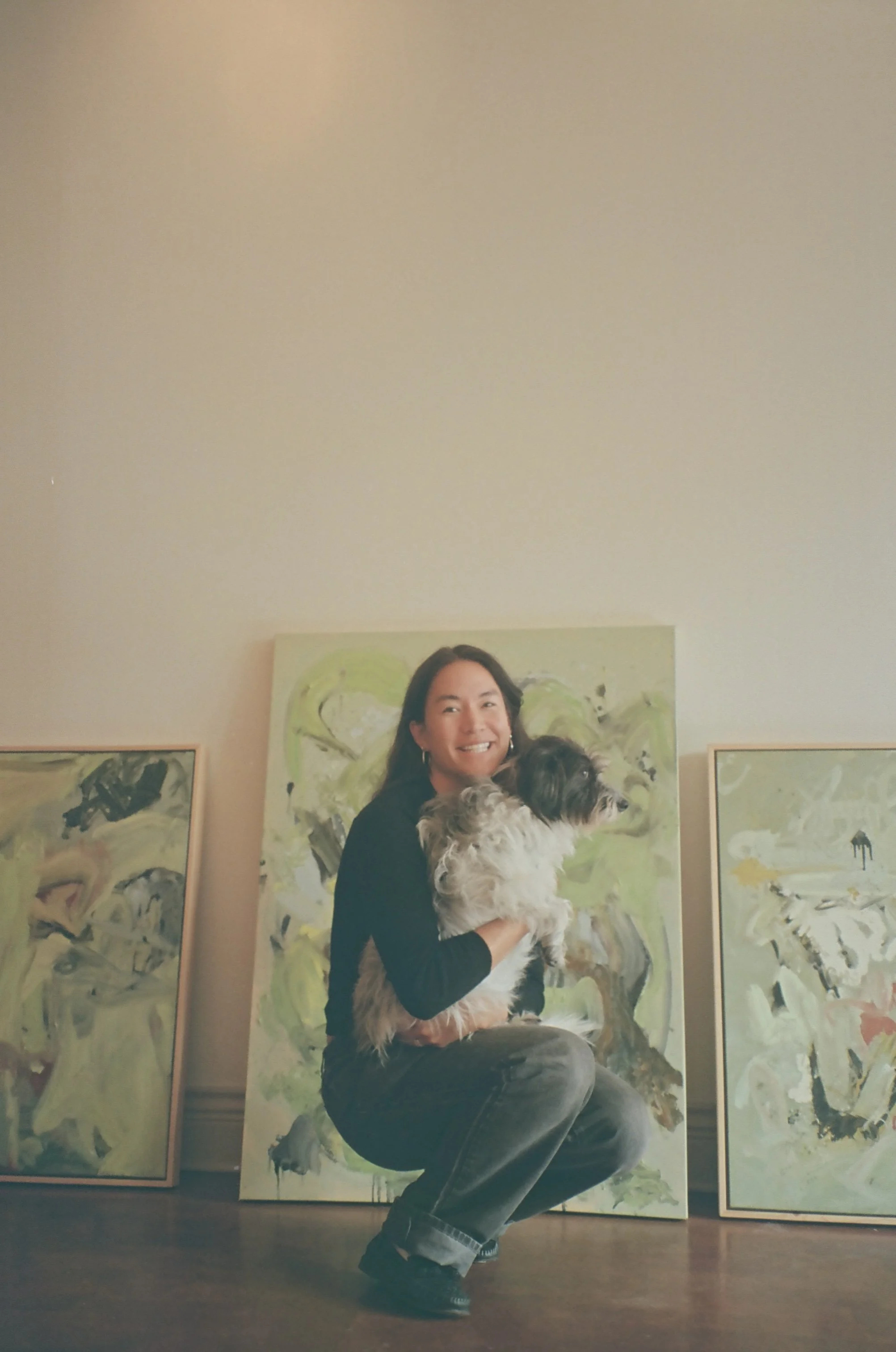 Artist and Somatic Expression Therapist Robyn Jin