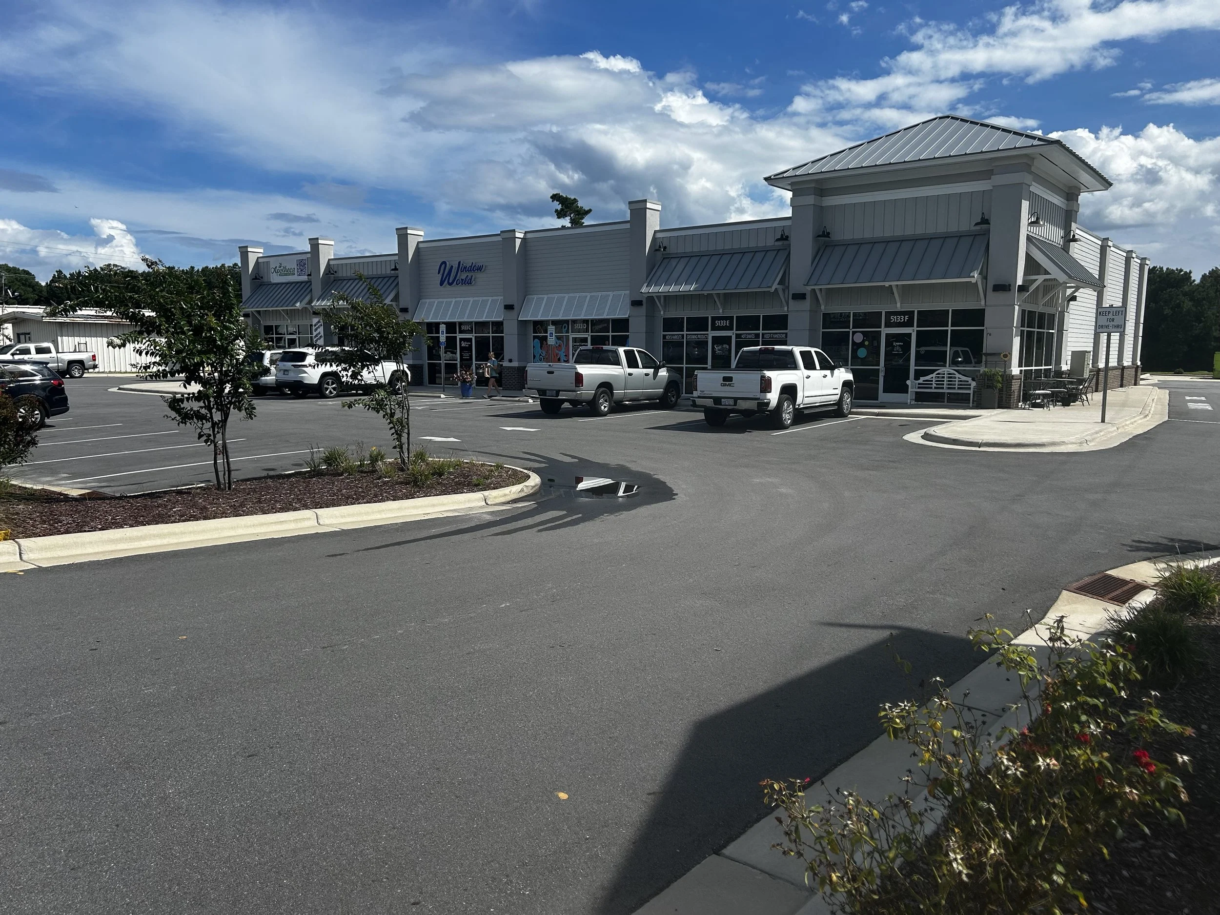 Pelican Point Plaza.JPG