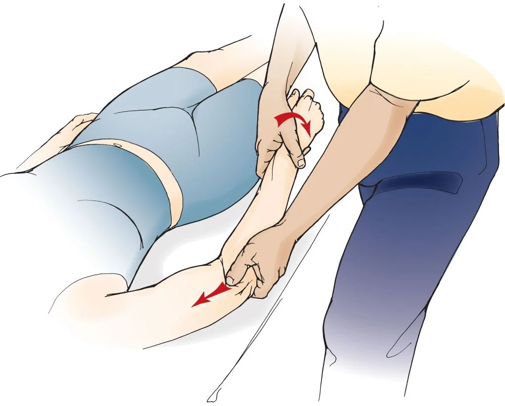 Person performing CPR on a person lying on the ground, with hands clasped and pressing on the chest, indicated by arrows showing the compression motion.