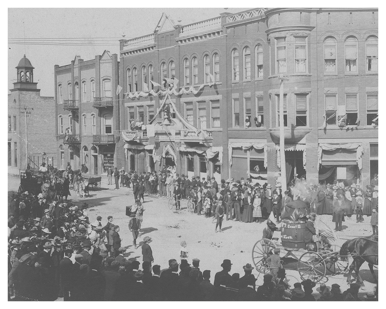 IMG A - 7ft-0in H x 8'-9in W_full panel.png