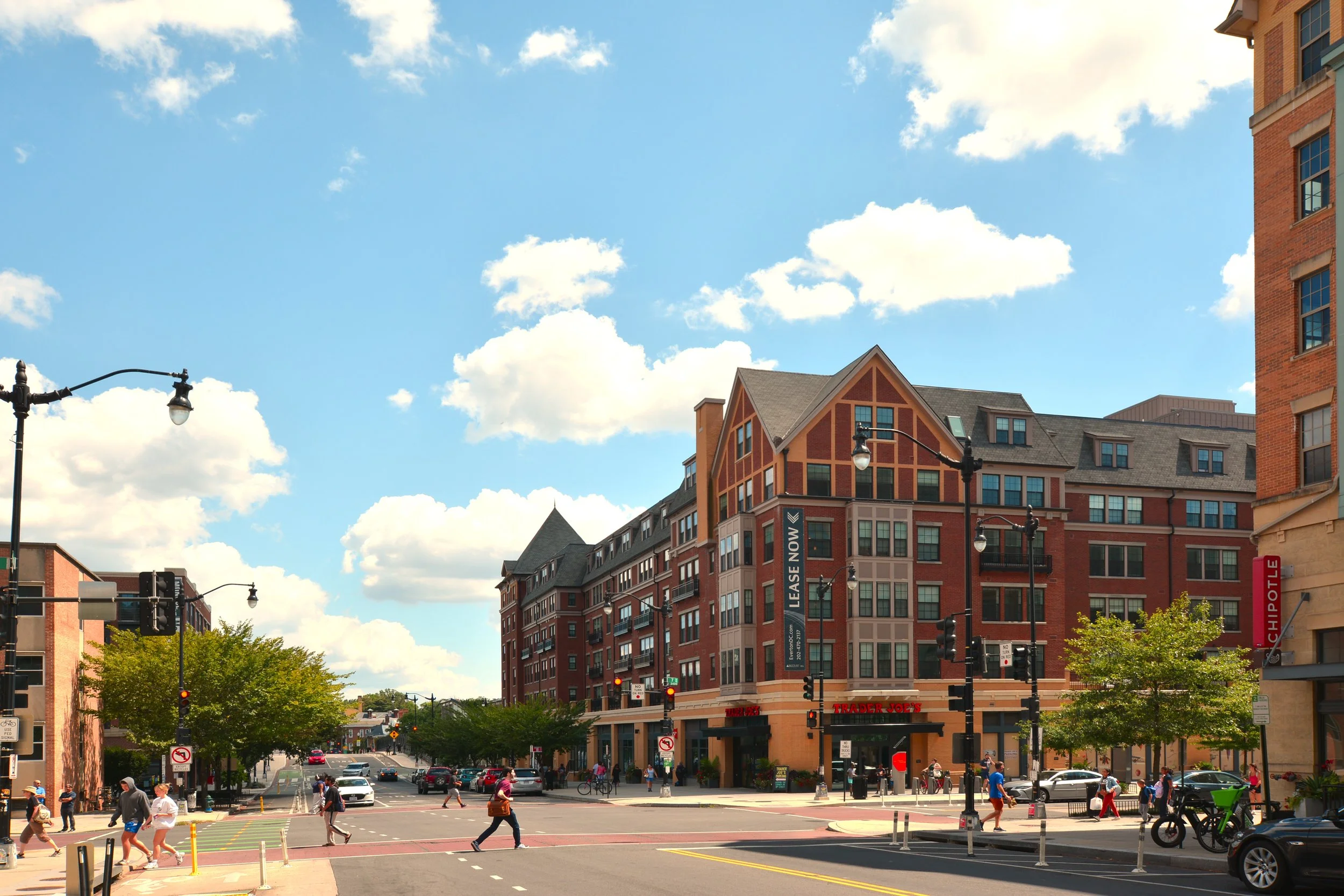 The Everton - Trader Joes Perspective.jpg