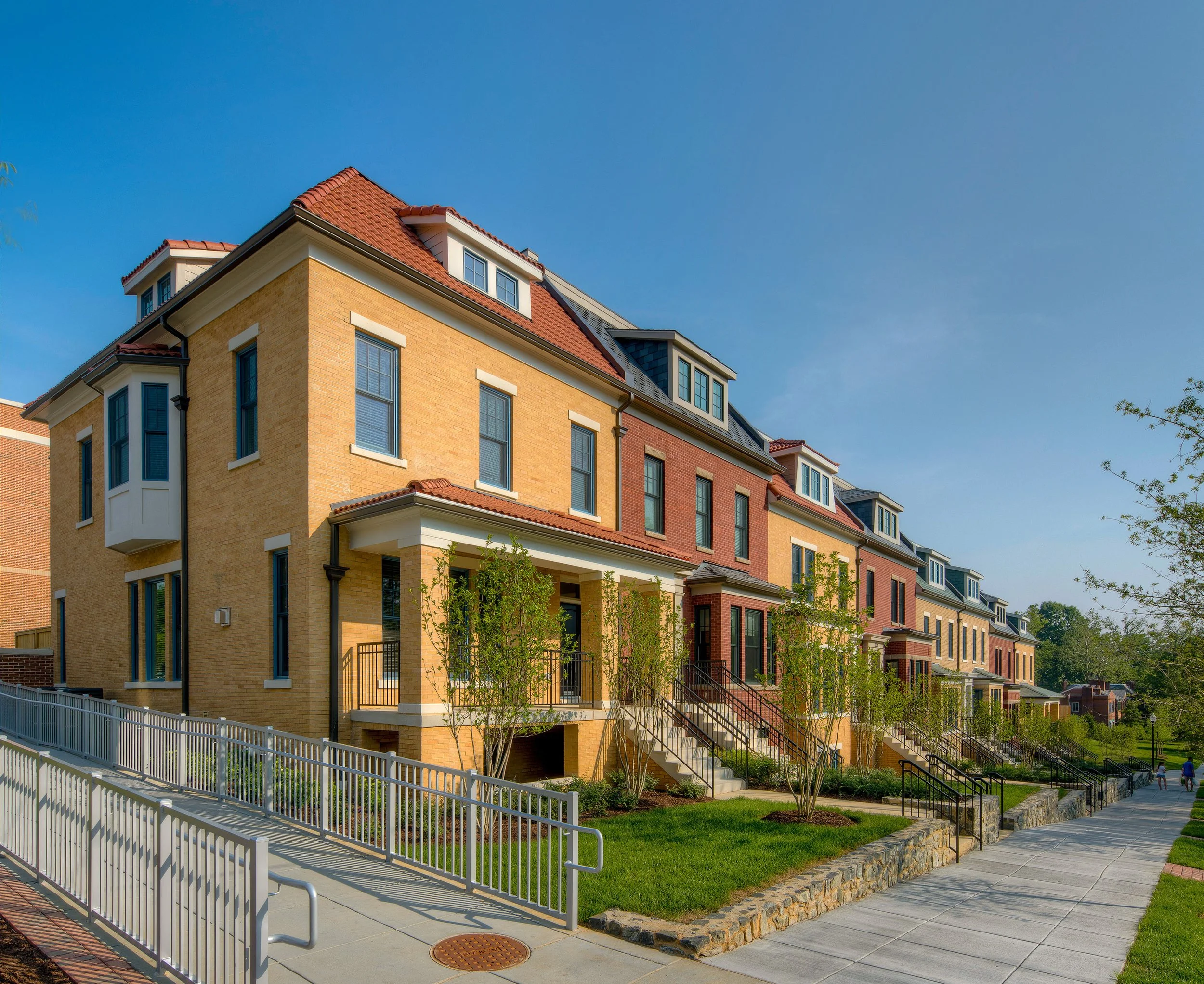 mwa-bozzuto-cathedral-commons-townhomes-corner.jpg