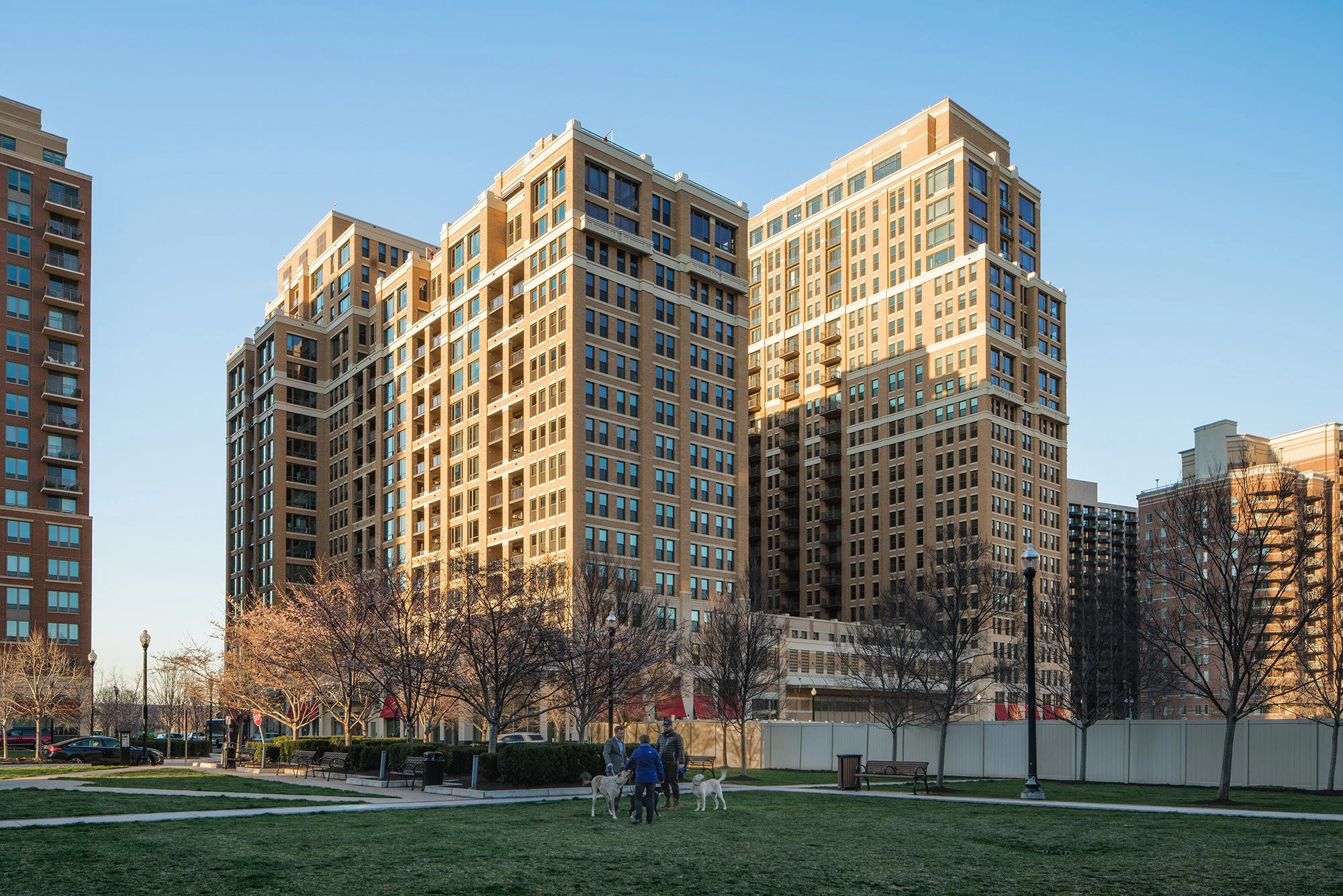 mwa-thebartlett-highrise-multifamily-courtyards.jpg