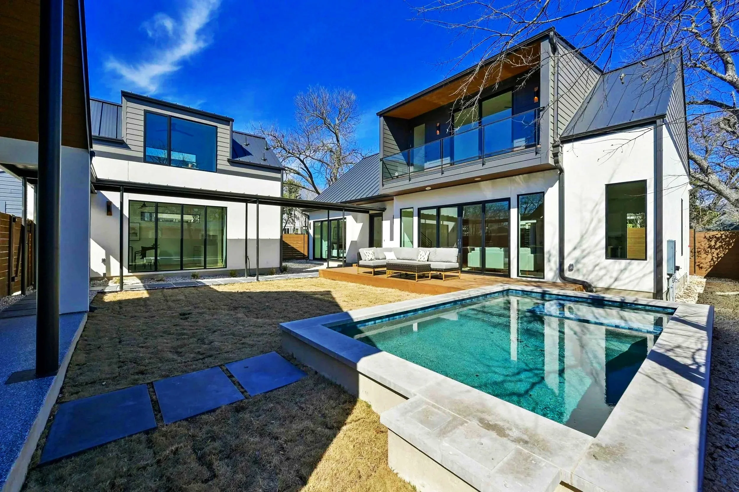 We build beautiful custom homes. 