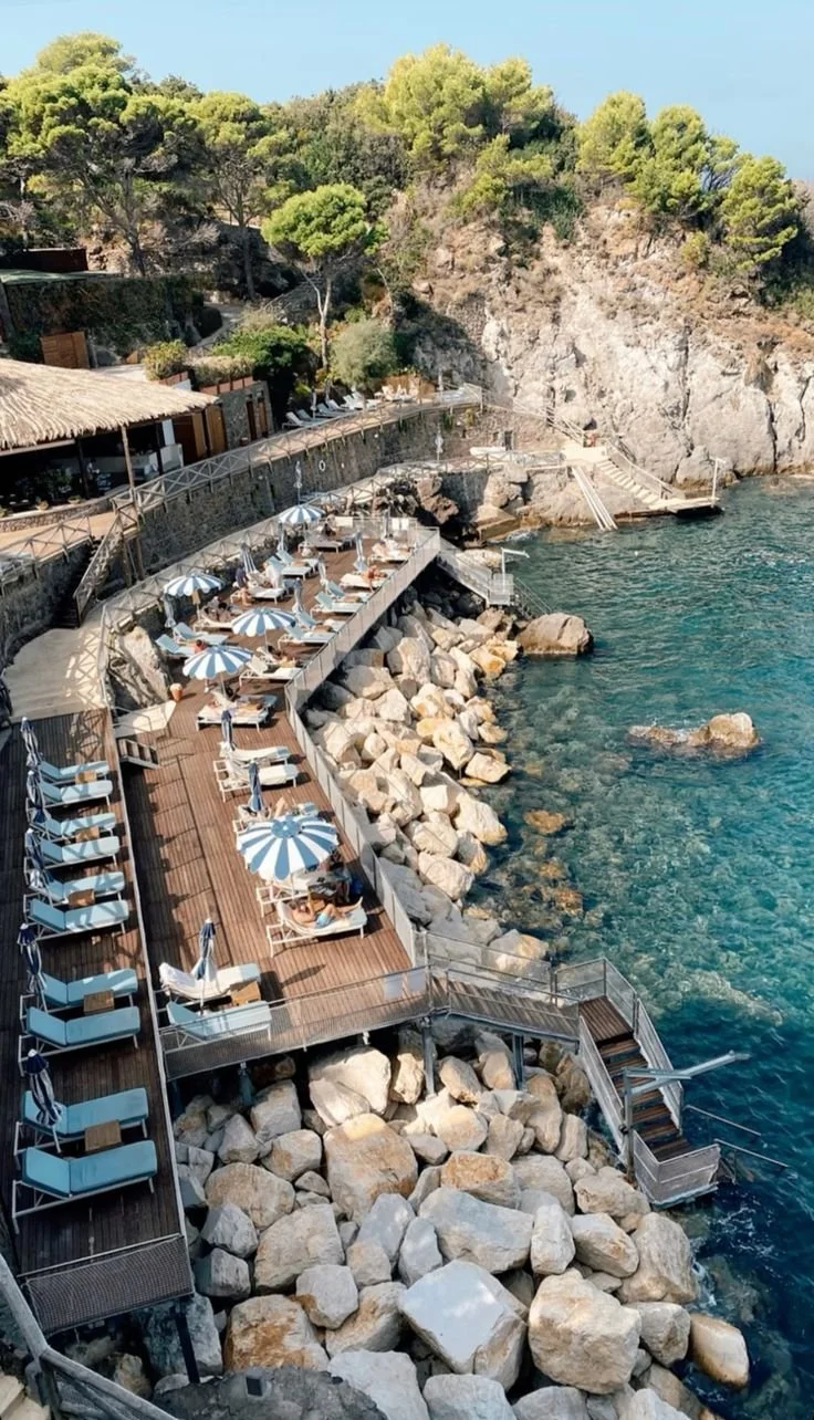 mezzatorreischia.jpg